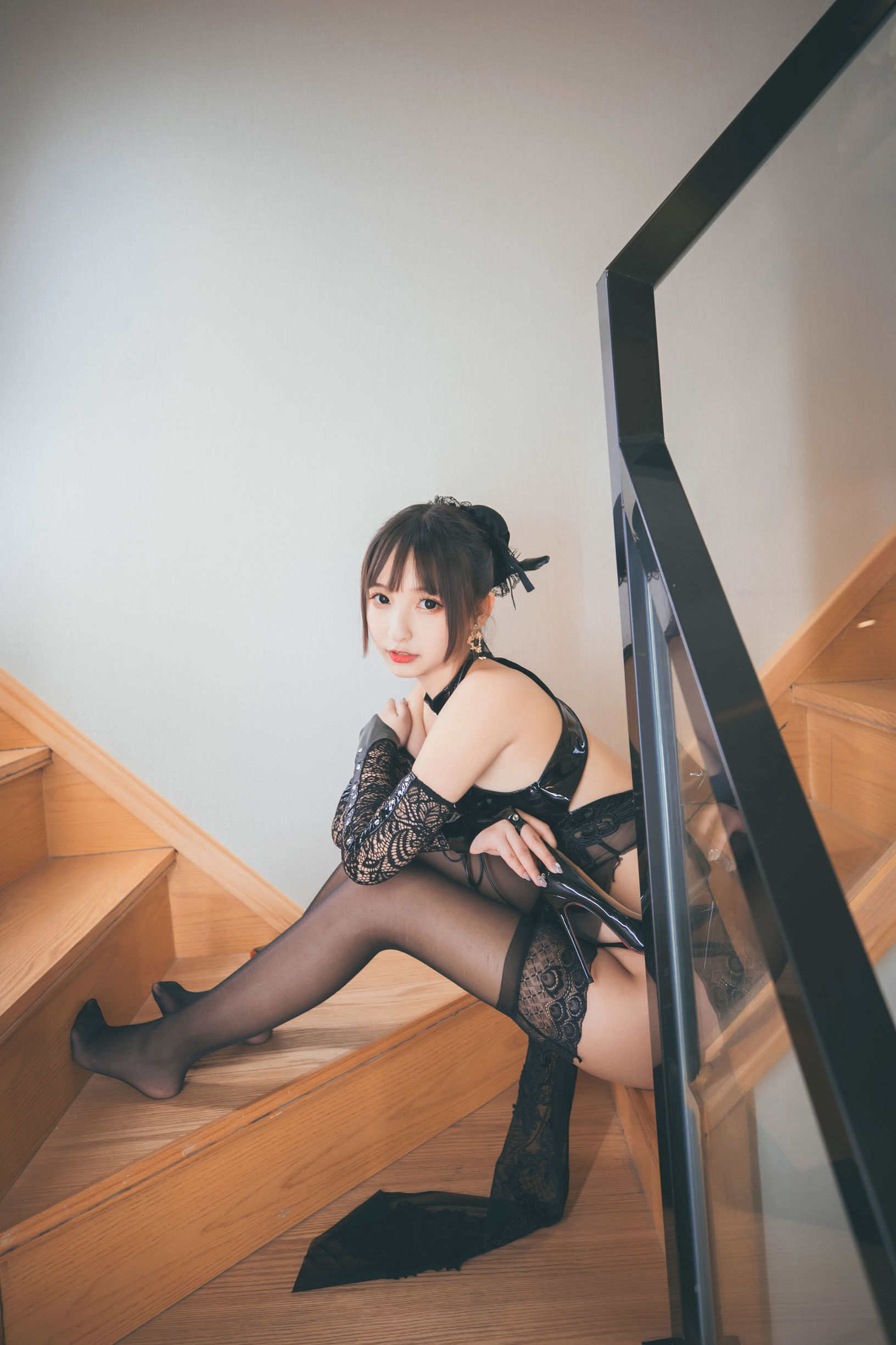 ネットレッドコスプレイヤー] ロリ神楽坂真冬の風と月-黒旗袍