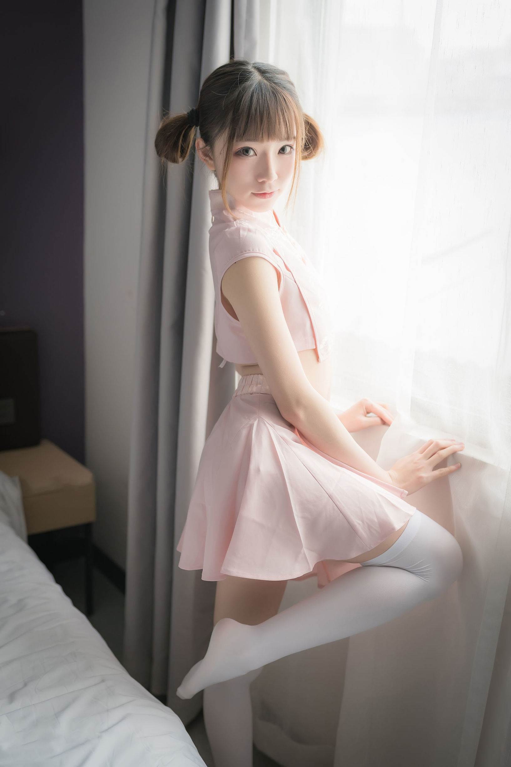 Coser Nổi Tiếng Mạng] Blogger Anime Kitaro_绮太郎 - Bánh Dẻo Màu Hồng