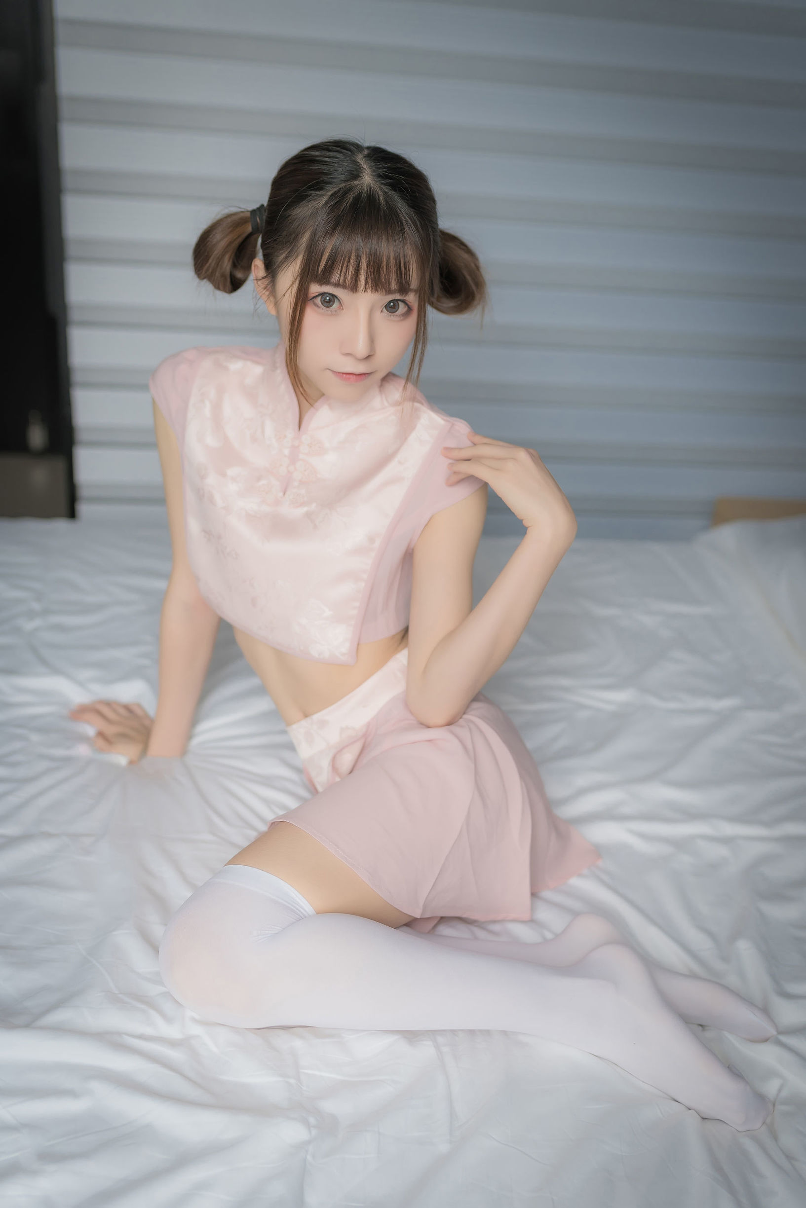 Coser Nổi Tiếng Mạng] Blogger Anime Kitaro_绮太郎 - Bánh Dẻo Màu Hồng