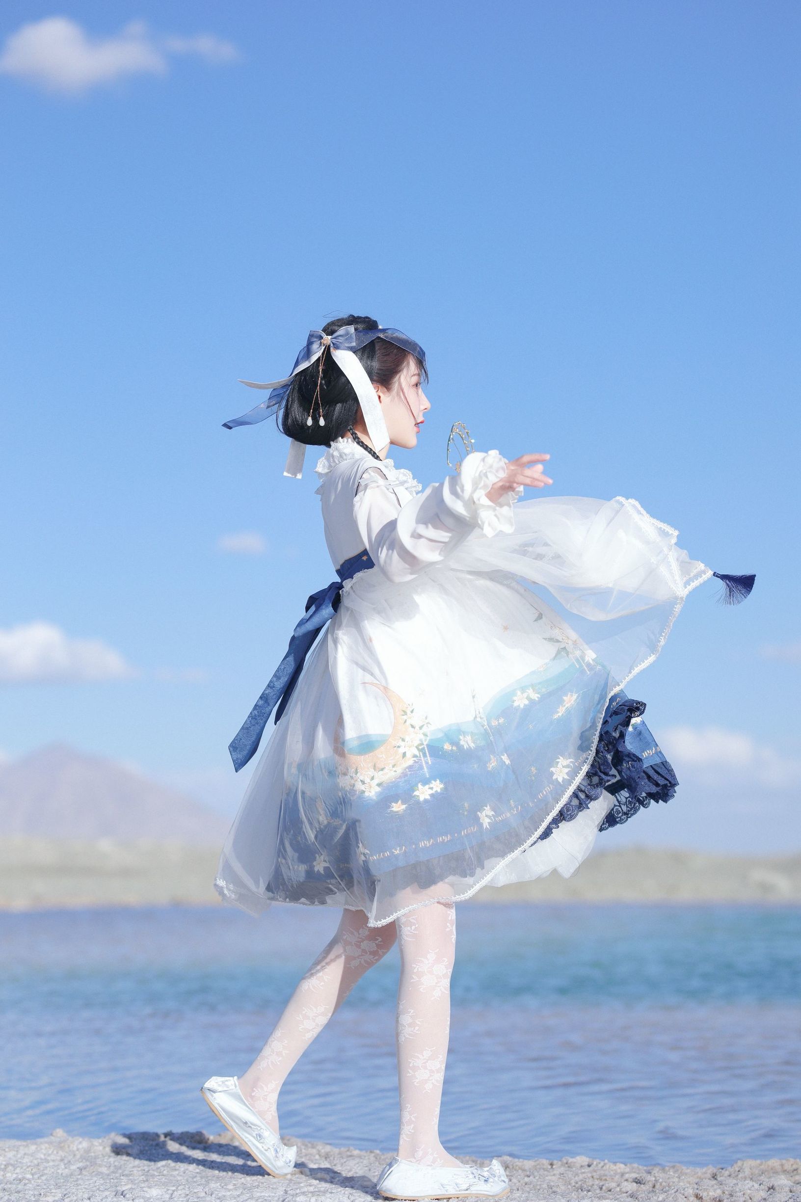 Coser Nổi tiếng] Blogger Weibo Cang Đại Lão - Biển sinh minh nguyệt