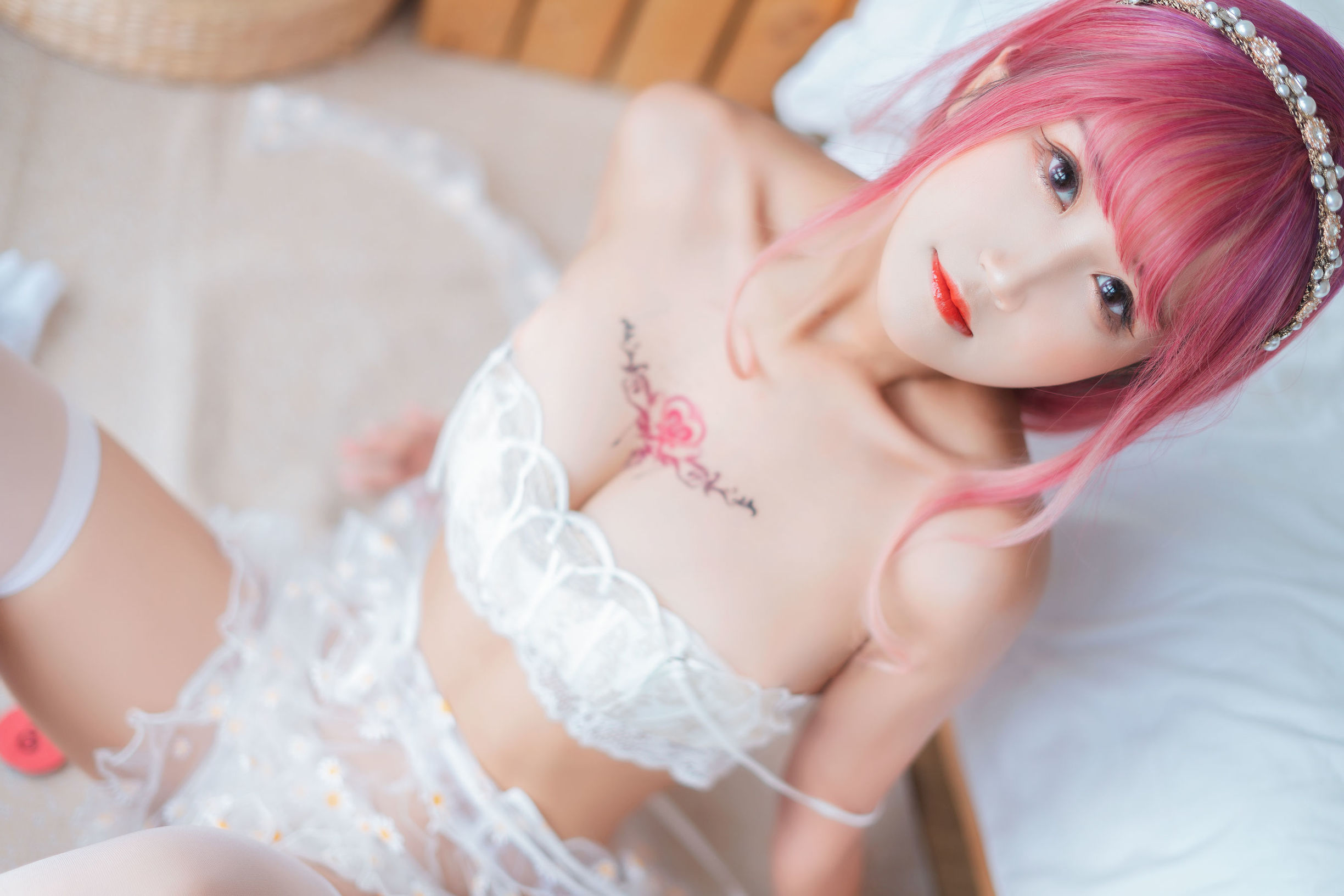 網紅COSER] 微博妹子三度_69 - 雛菊圍裙