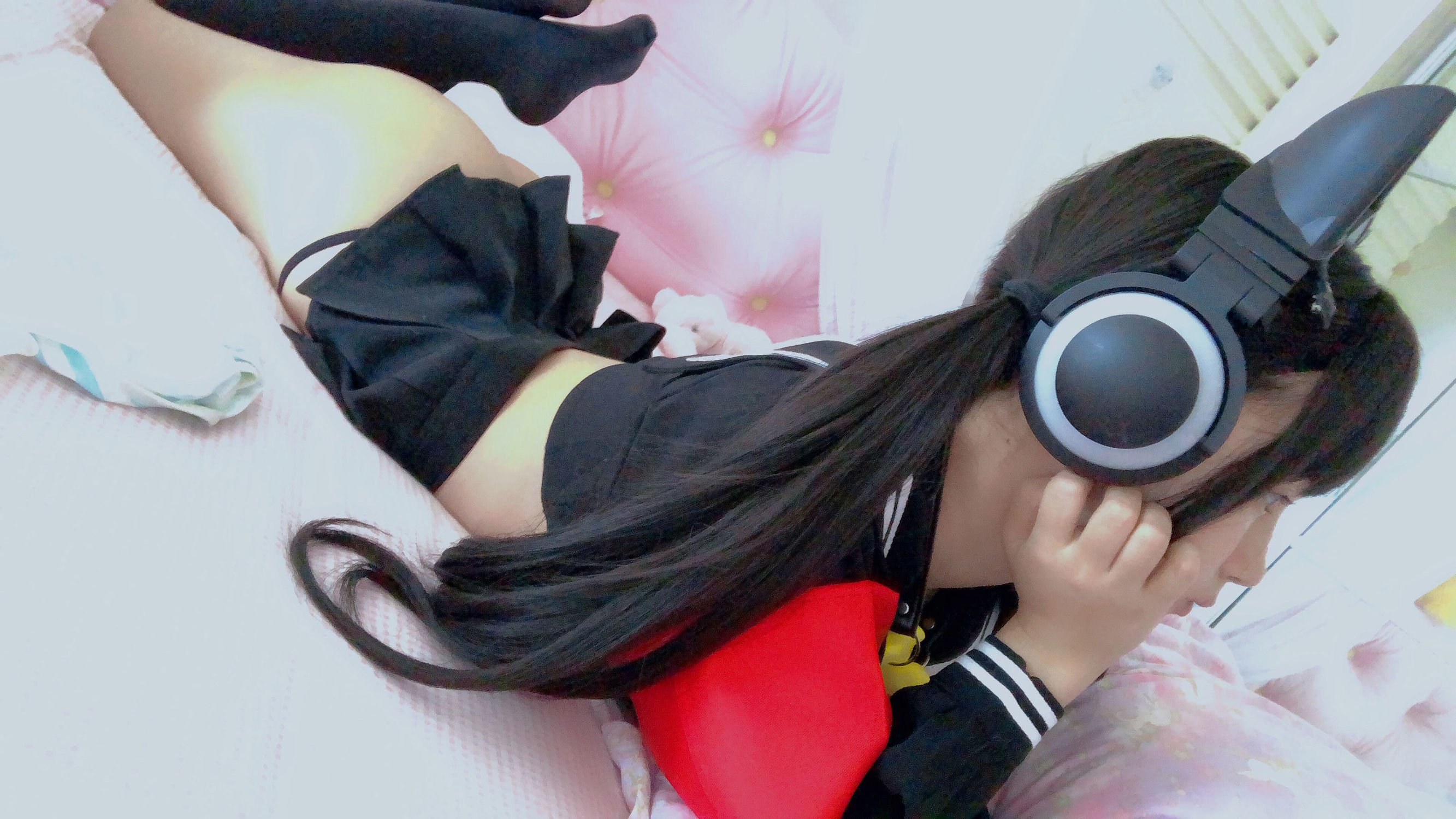 ネット紅COSER] 桜井ネネ - 半乳制服