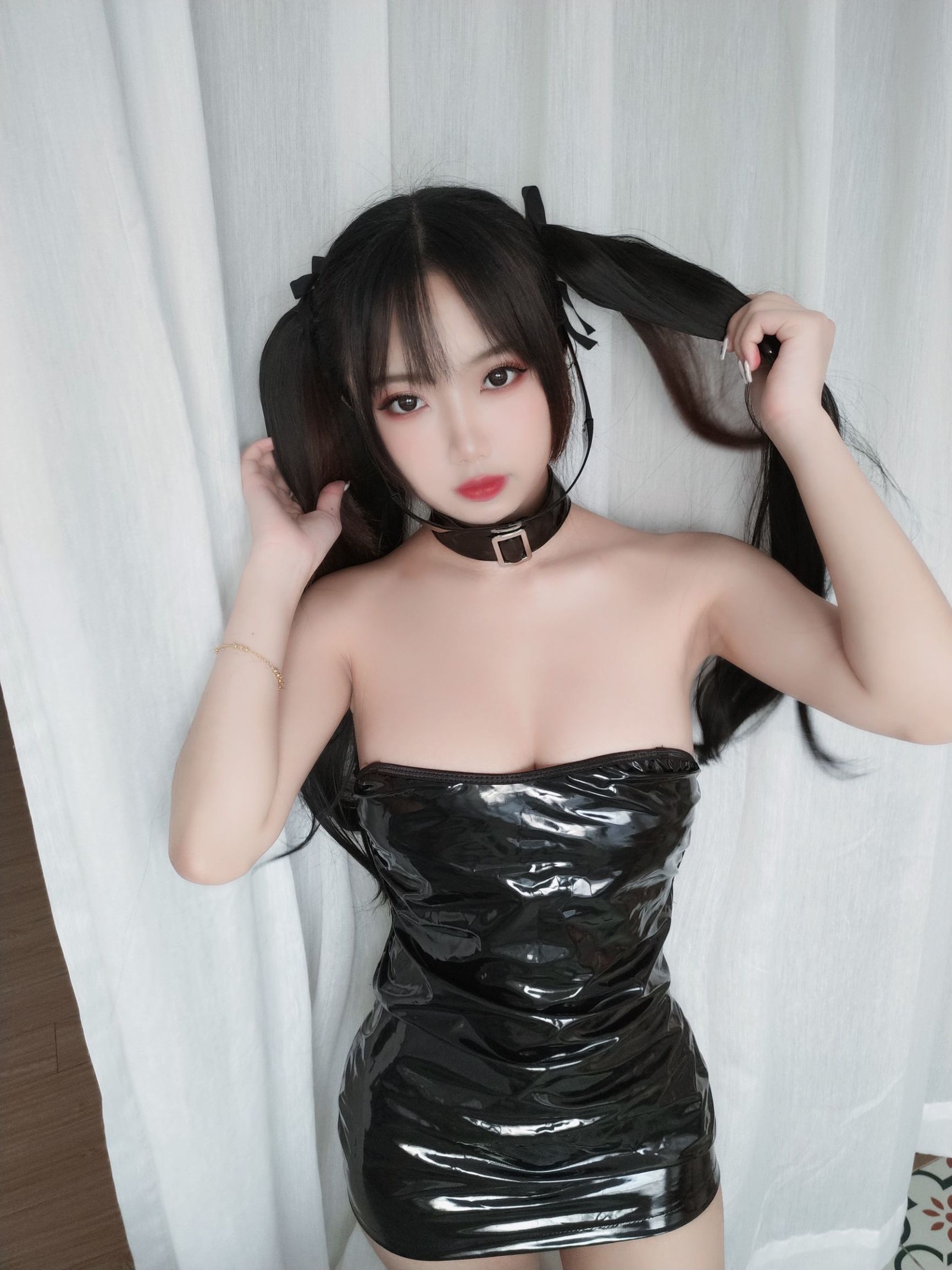 網紅COSER] 白嫩美少女鬼畜瑤 - 膠衣