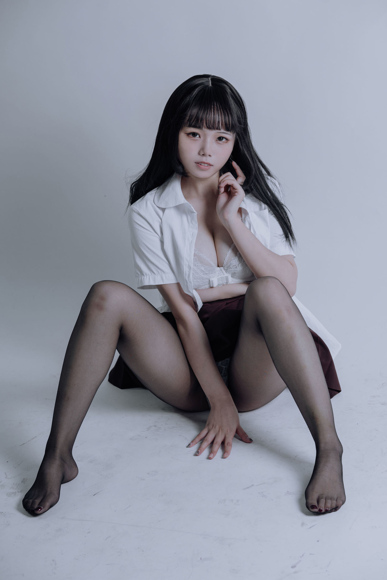 Internet Celebrity Cosplayer July Meowzi - JK Black Silk