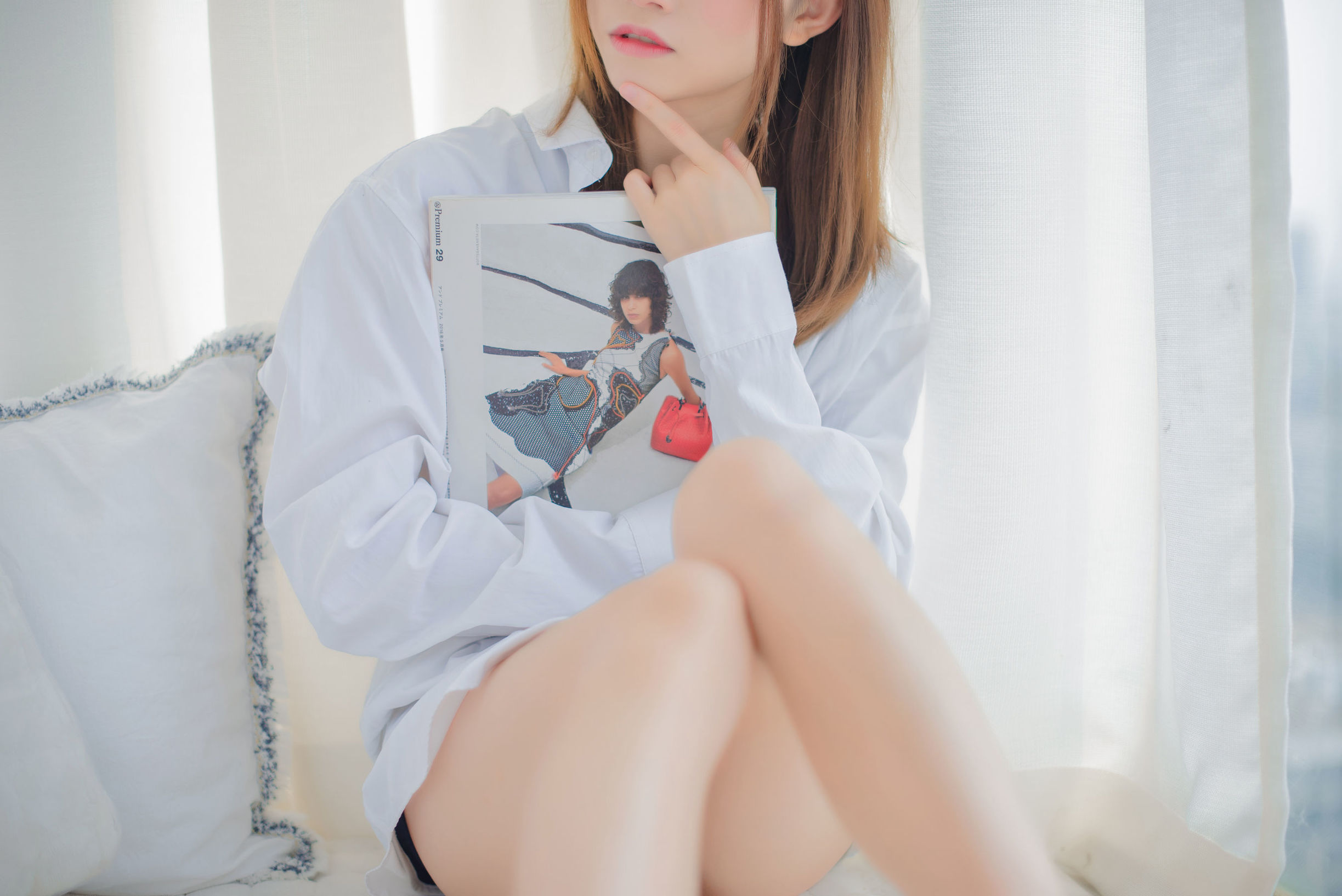 เน็ตไอดอลคอสเพลย์เยอร์] นักเขียนบล็อกอนิเมะ คิทาโร่_กี๋ตาโร่ - เสื้อเชิ้ตสีขาว