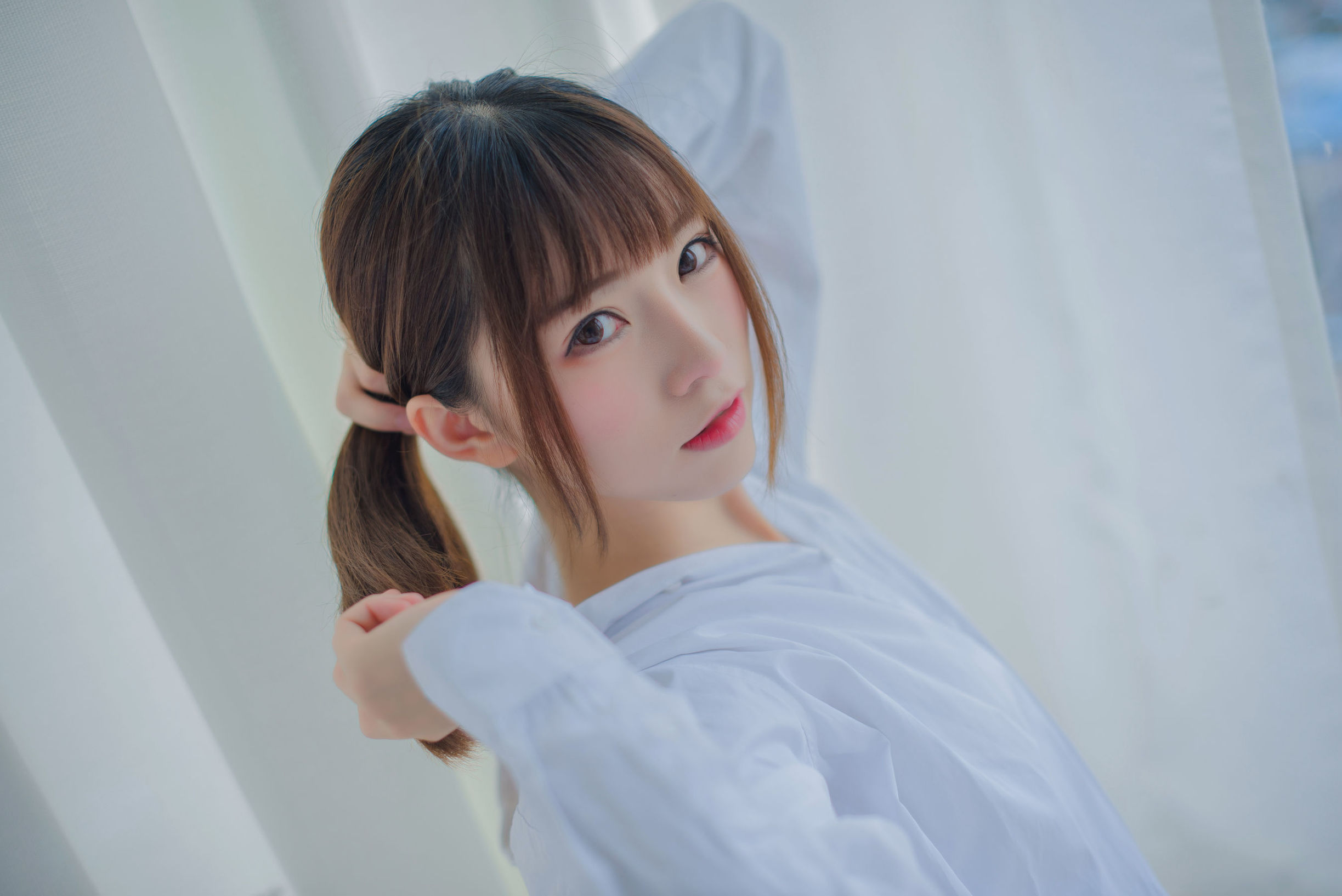 Cosplayer Nổi tiếng mạng] Blogger Anime Kitaro_绮太郎 - Áo sơ mi trắng