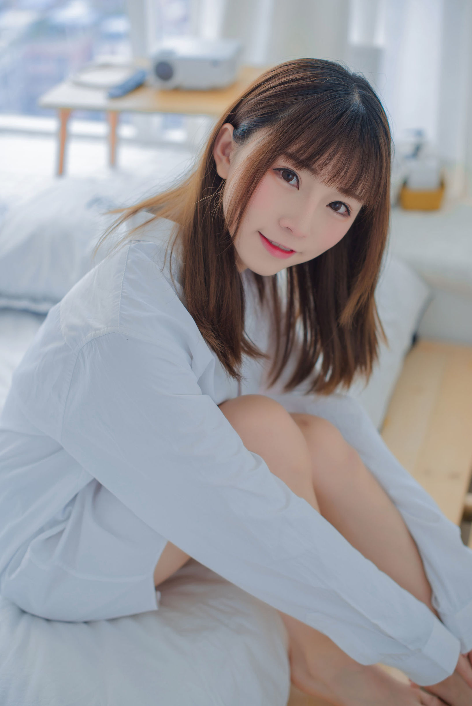 เน็ตไอดอลคอสเพลย์เยอร์] นักเขียนบล็อกอนิเมะ คิทาโร่_กี๋ตาโร่ - เสื้อเชิ้ตสีขาว