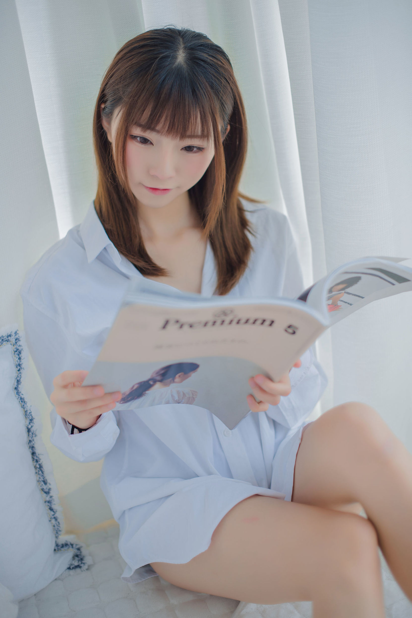 เน็ตไอดอลคอสเพลย์เยอร์] นักเขียนบล็อกอนิเมะ คิทาโร่_กี๋ตาโร่ - เสื้อเชิ้ตสีขาว
