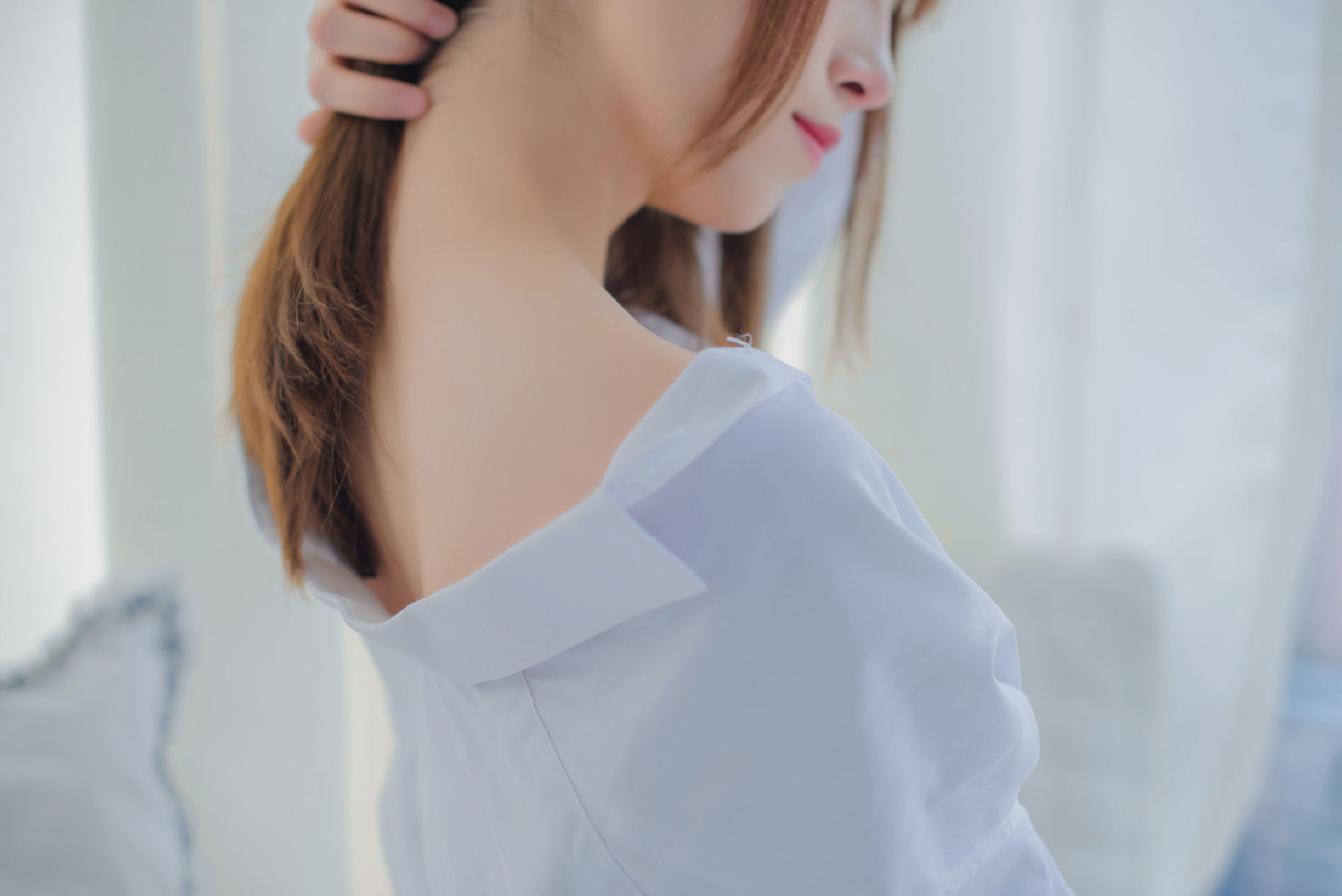 เน็ตไอดอลคอสเพลย์เยอร์] นักเขียนบล็อกอนิเมะ คิทาโร่_กี๋ตาโร่ - เสื้อเชิ้ตสีขาว