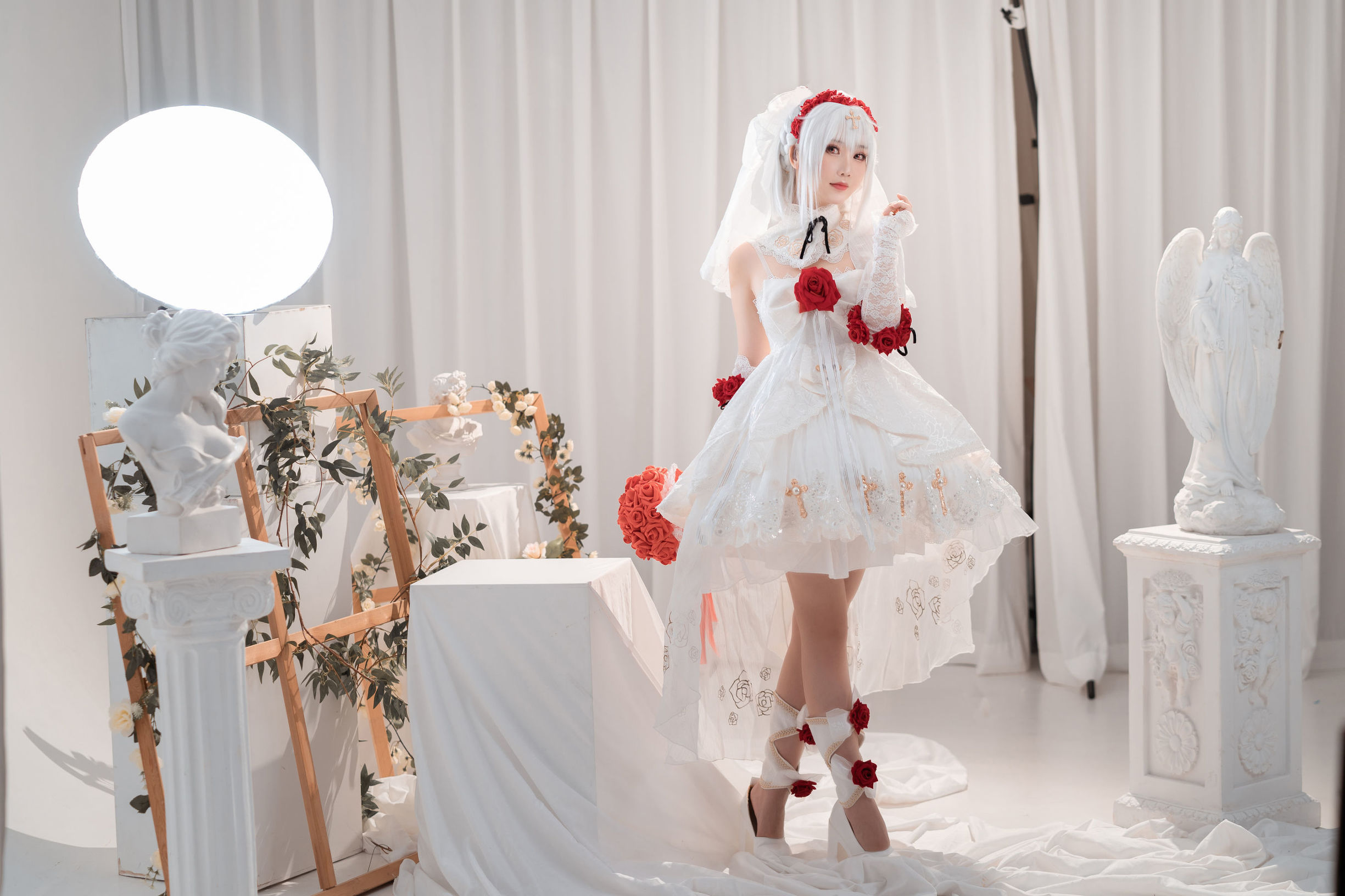 Internet Celebrity COSER] Cute Popular Coser Mianbing Xianer - Delisha Wedding Dress