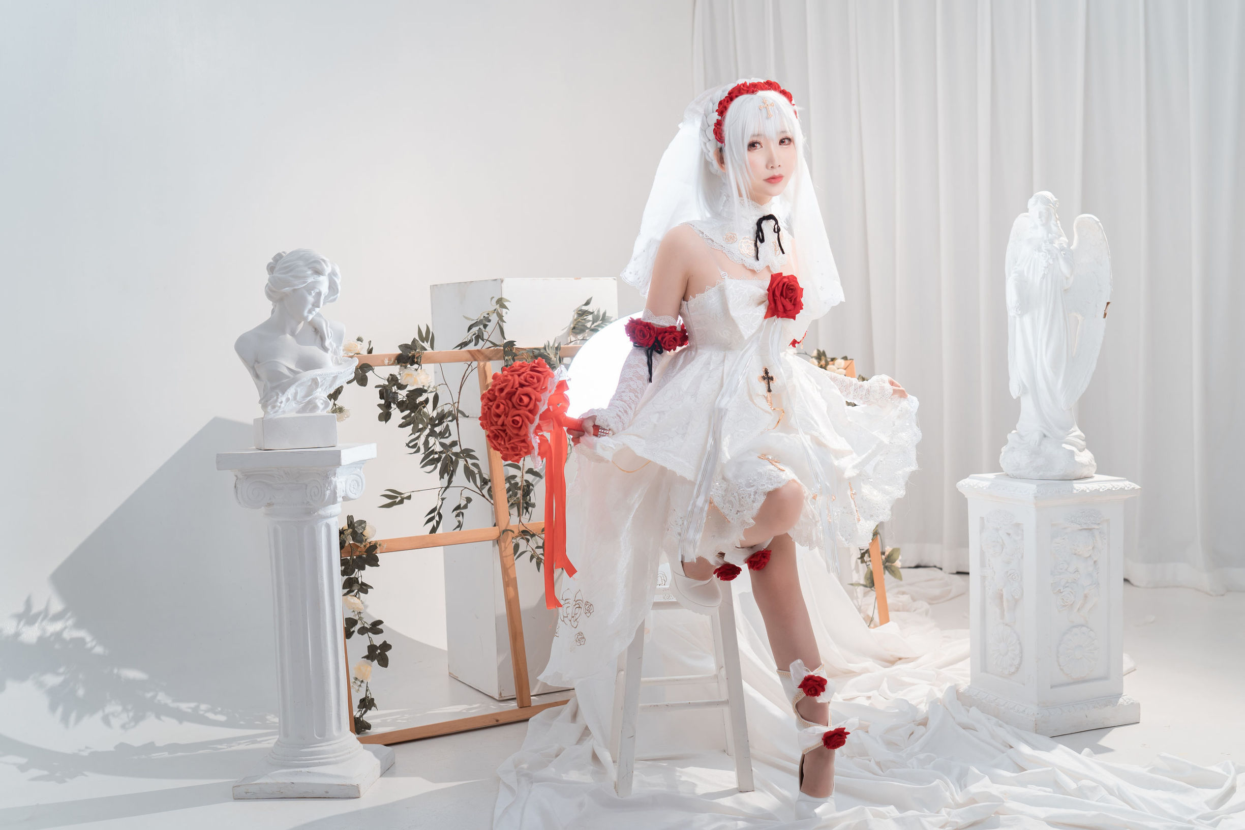 Internet Celebrity COSER] Cute Popular Coser Mianbing Xianer - Delisha Wedding Dress