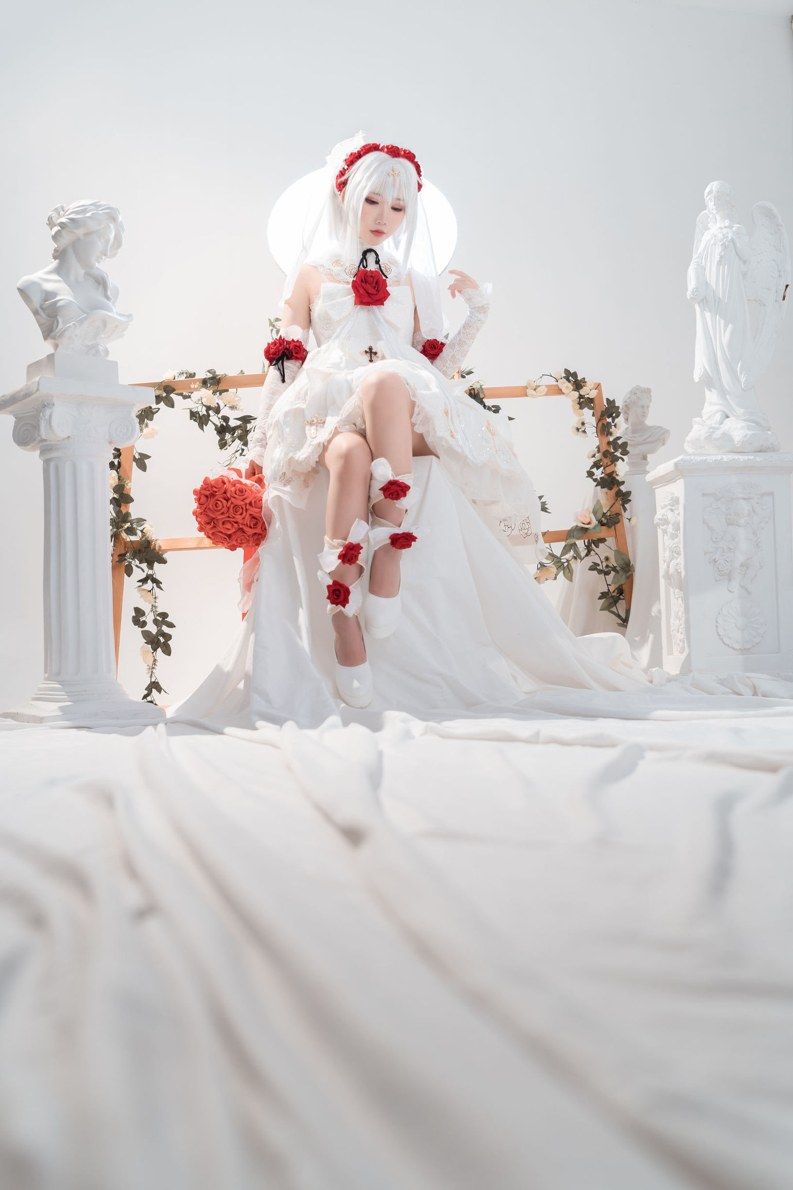 Internet Celebrity COSER] Cute Popular Coser Mianbing Xianer - Delisha Wedding Dress