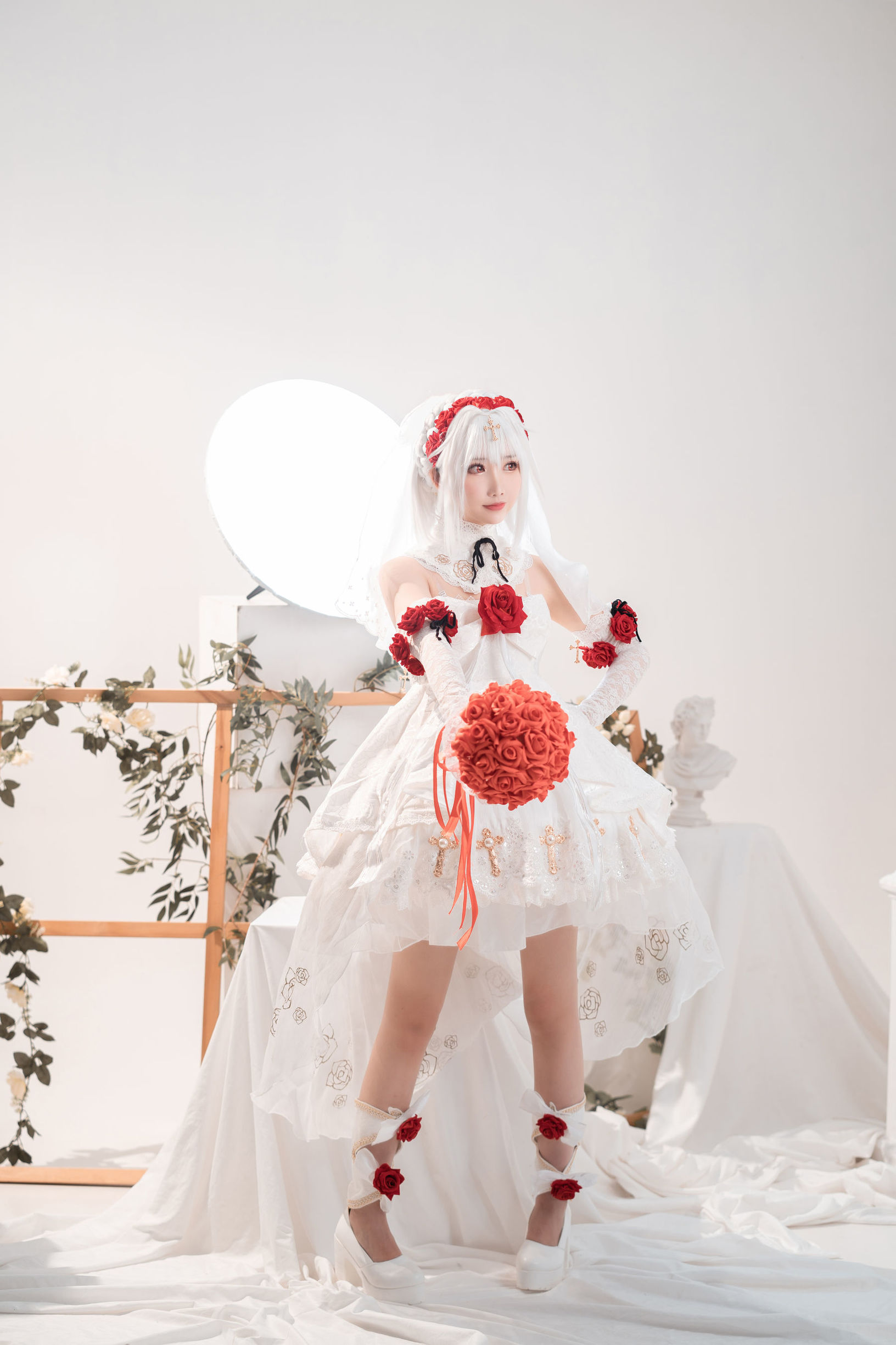 Internet Celebrity COSER] Cute Popular Coser Mianbing Xianer - Delisha Wedding Dress
