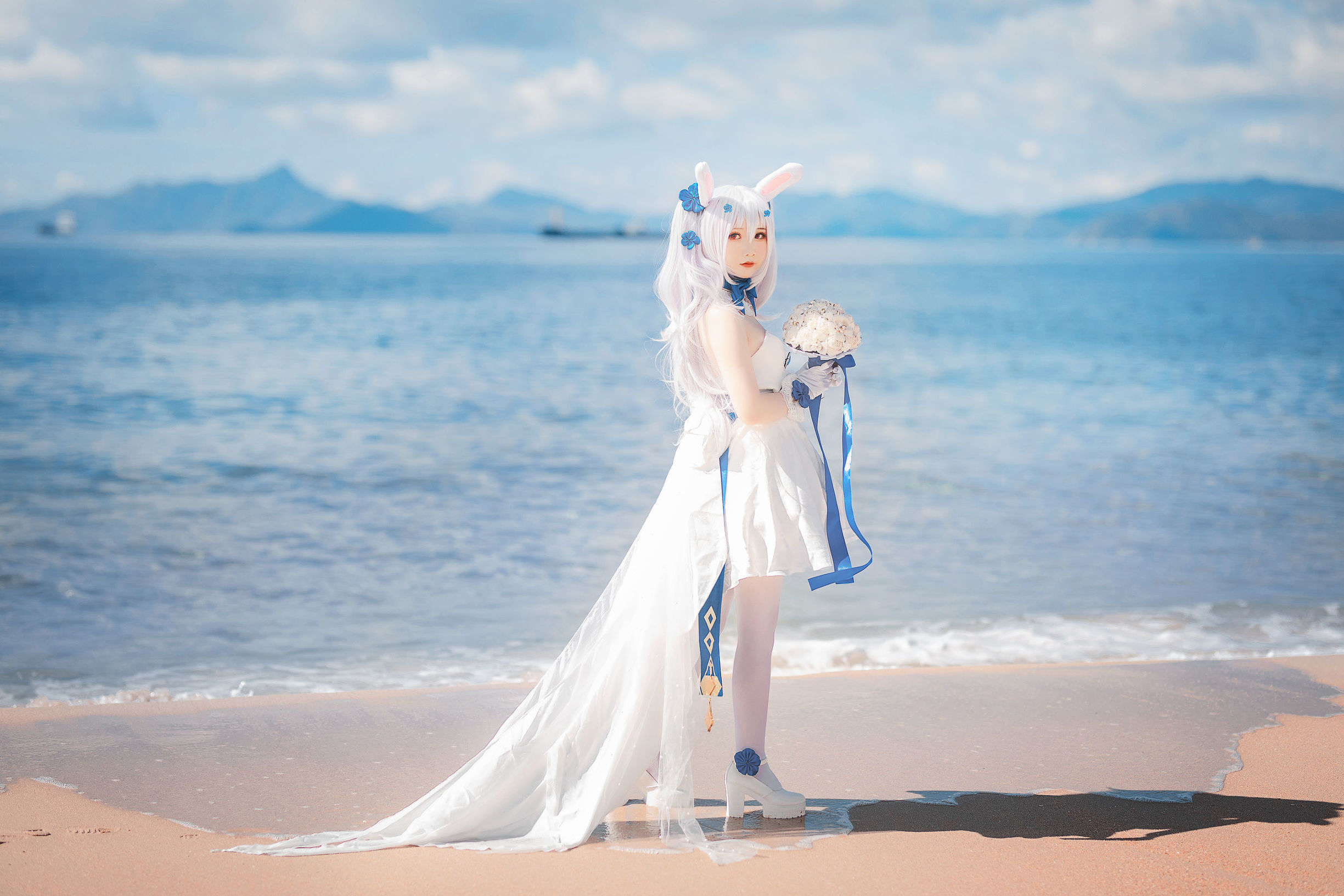 Internet Celebrity Coser] Cute Popular Coser Mianbing Xianer - Lafite Wedding Dress