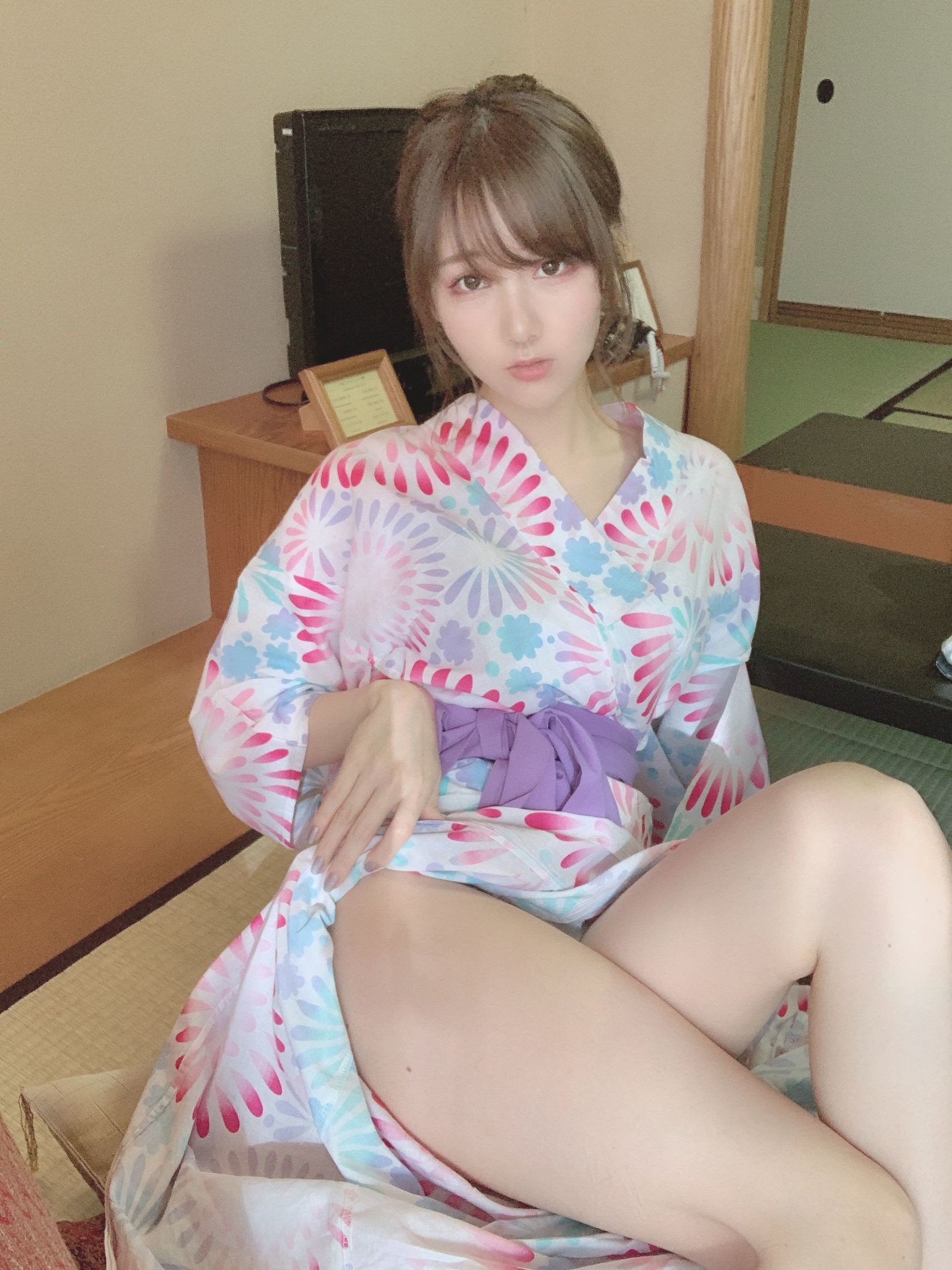 ネット紅COSER] 日本の甘美なCOSERけんけん[ファンティア] 2020.06 花火柄浴衣
