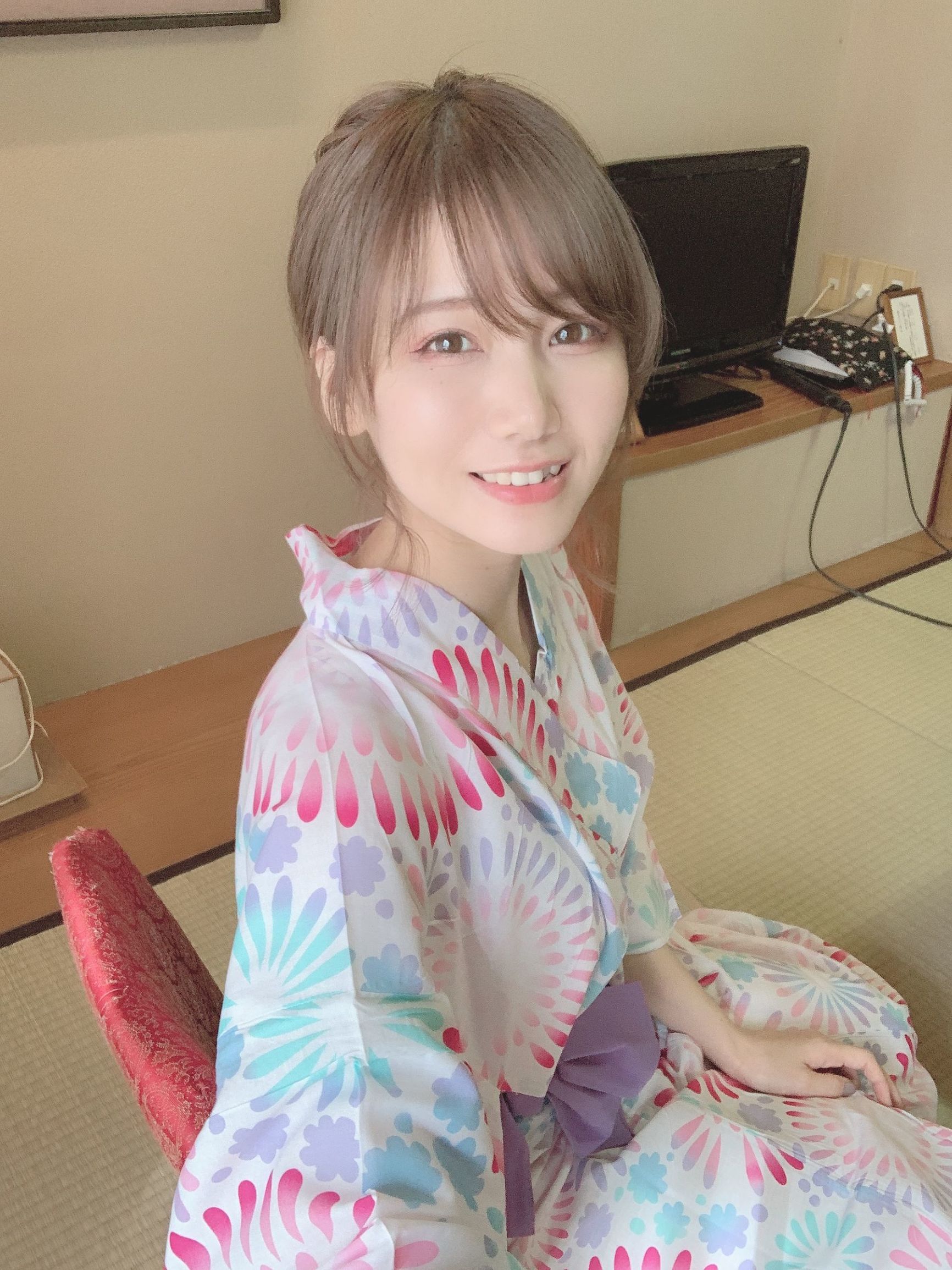 Internet Celebrity Coser] Japanese Sweet Coser Kenken [Fantia] 2020.06 Fireworks Pattern Yukata 