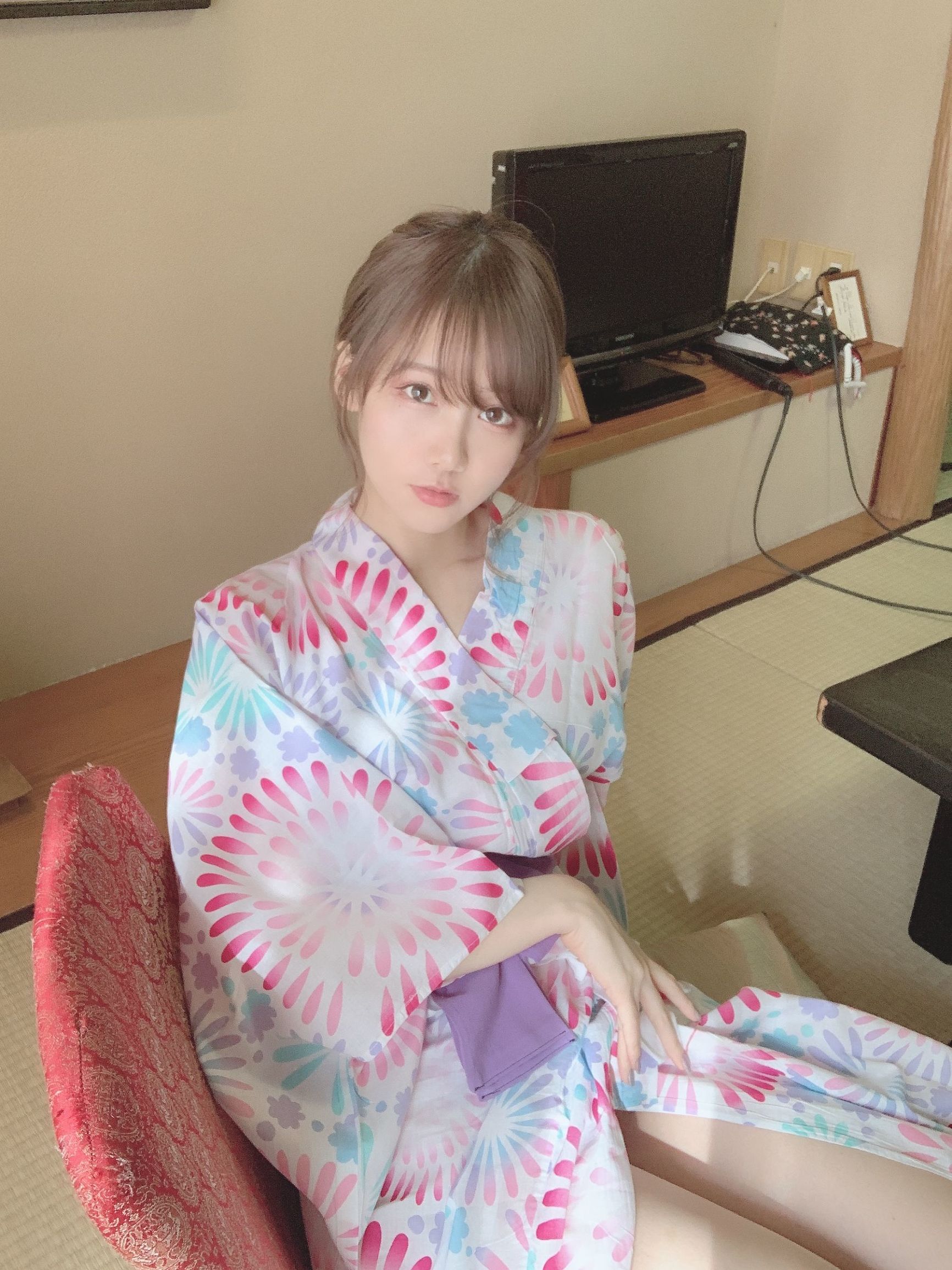 Internet Celebrity Coser] Japanese Sweet Coser Kenken [Fantia] 2020.06 Fireworks Pattern Yukata 