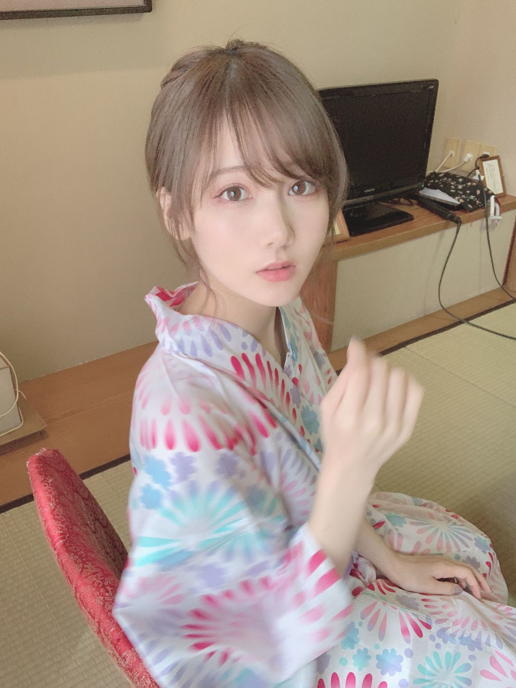 Internet Celebrity Coser] Japanese Sweet Coser Kenken [Fantia] 2020.06 Fireworks Pattern Yukata 