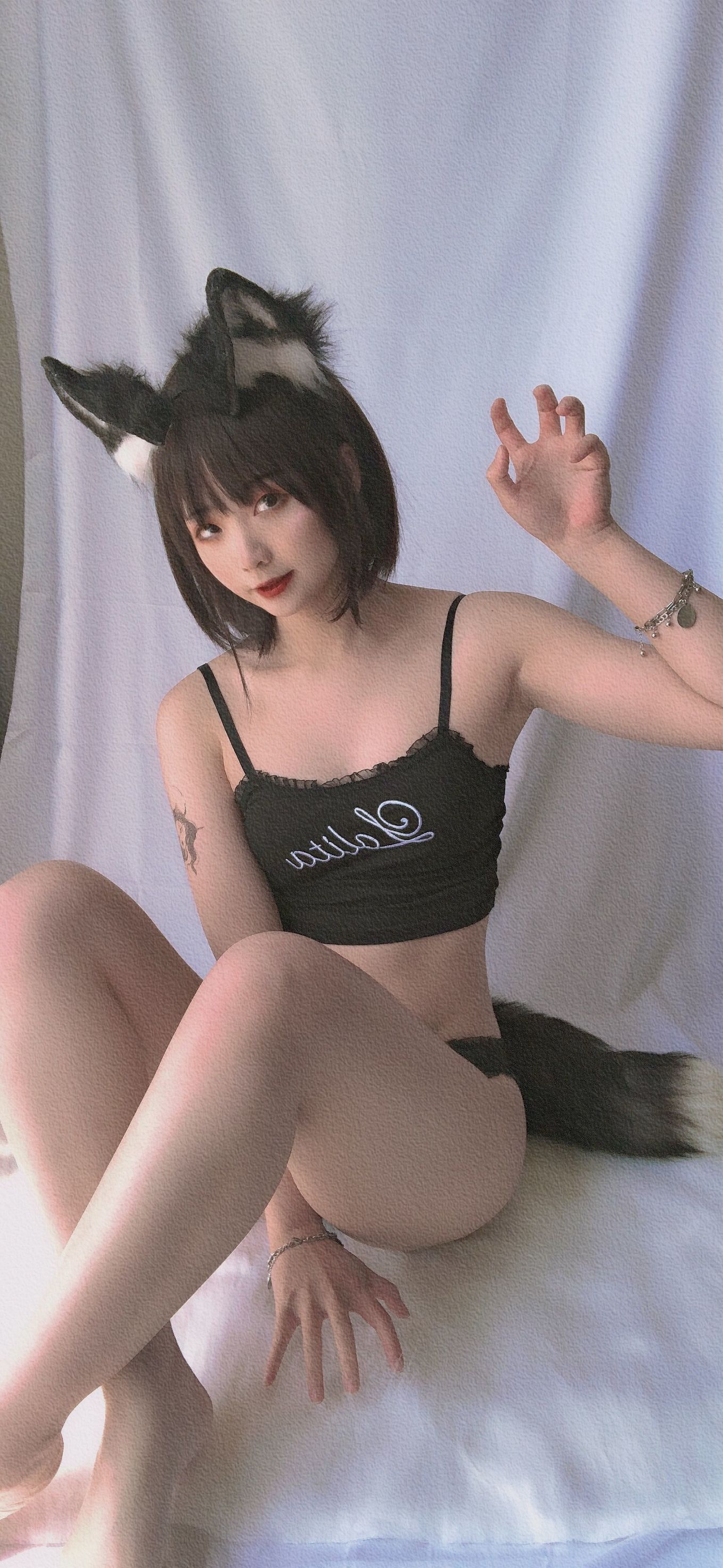 Internet Celebrity Coser] Cute Girl is Qing Shui - Little Wolf