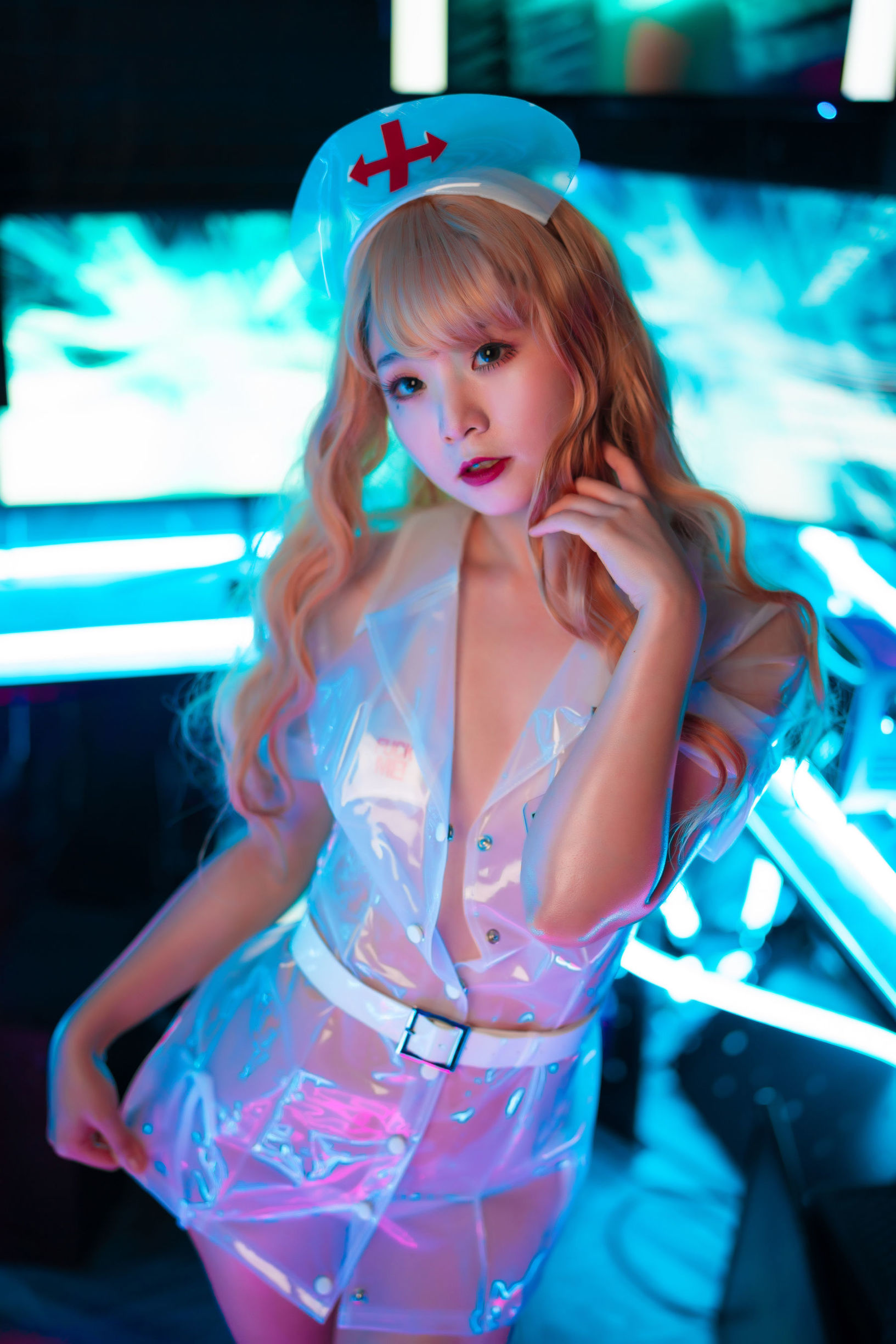 ネット紅人COSER] 萌妹は青水 - 歪萌ナース