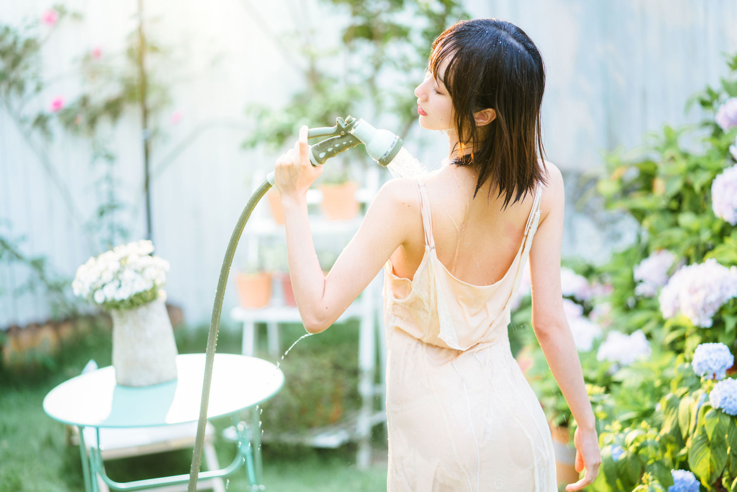 ネット有名人COSER] 萌え系お姉さんムミェンミェンOwO - 湿潤微風