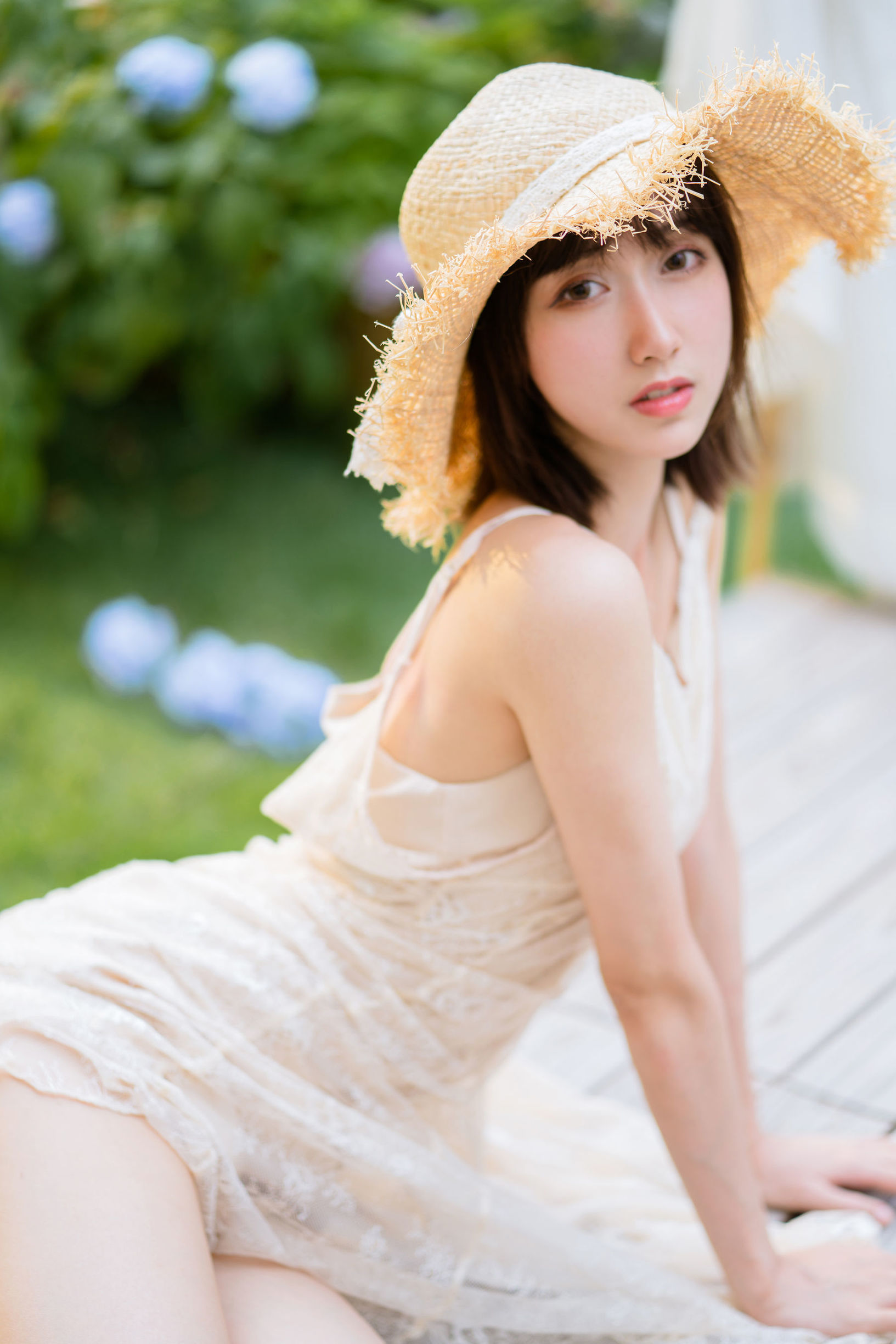 ネット有名人COSER] 萌え系お姉さんムミェンミェンOwO - 湿潤微風
