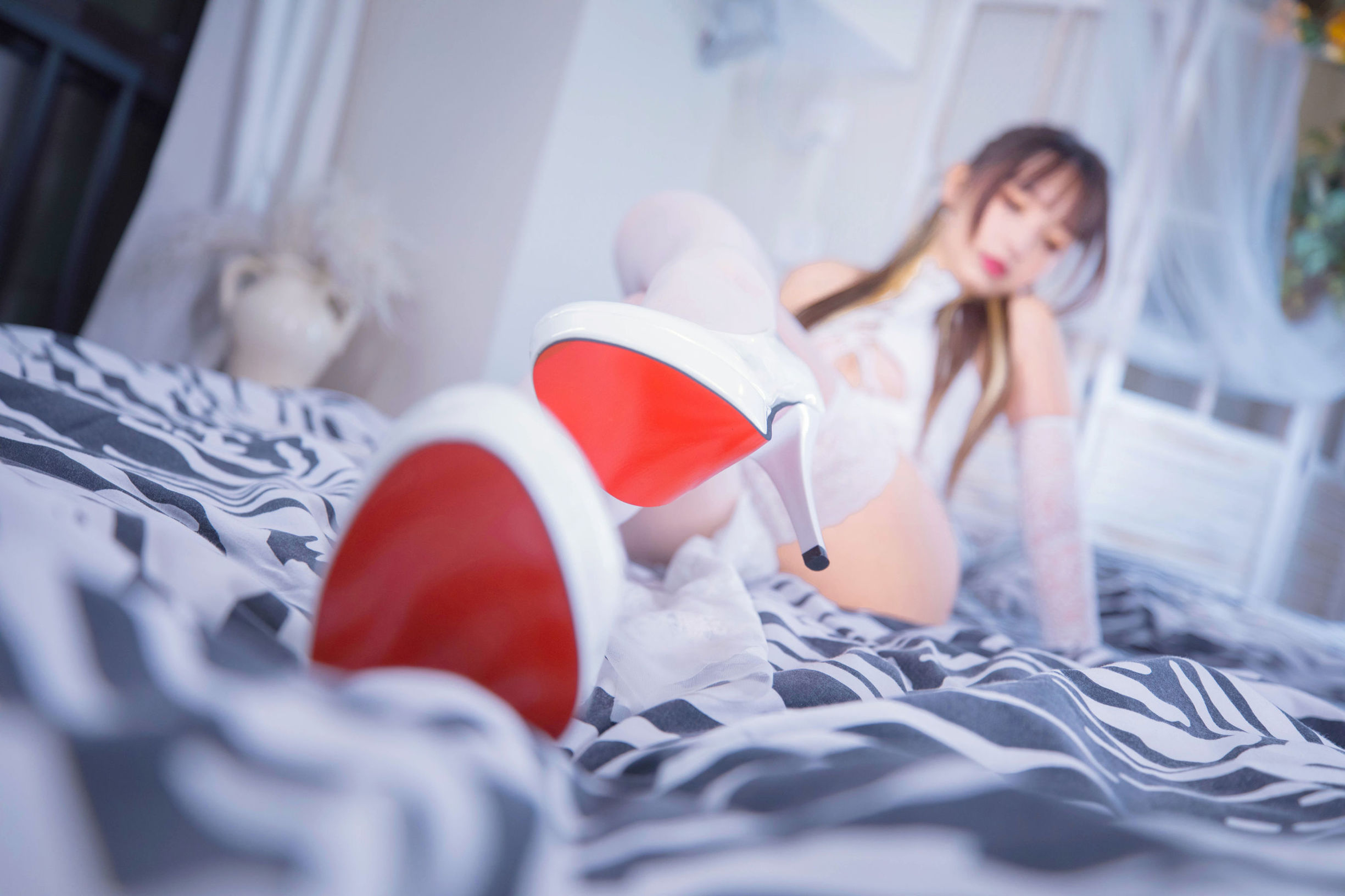 ネットレッド COSER] ロリータ神楽板真冬の風と月 - 白旗袍