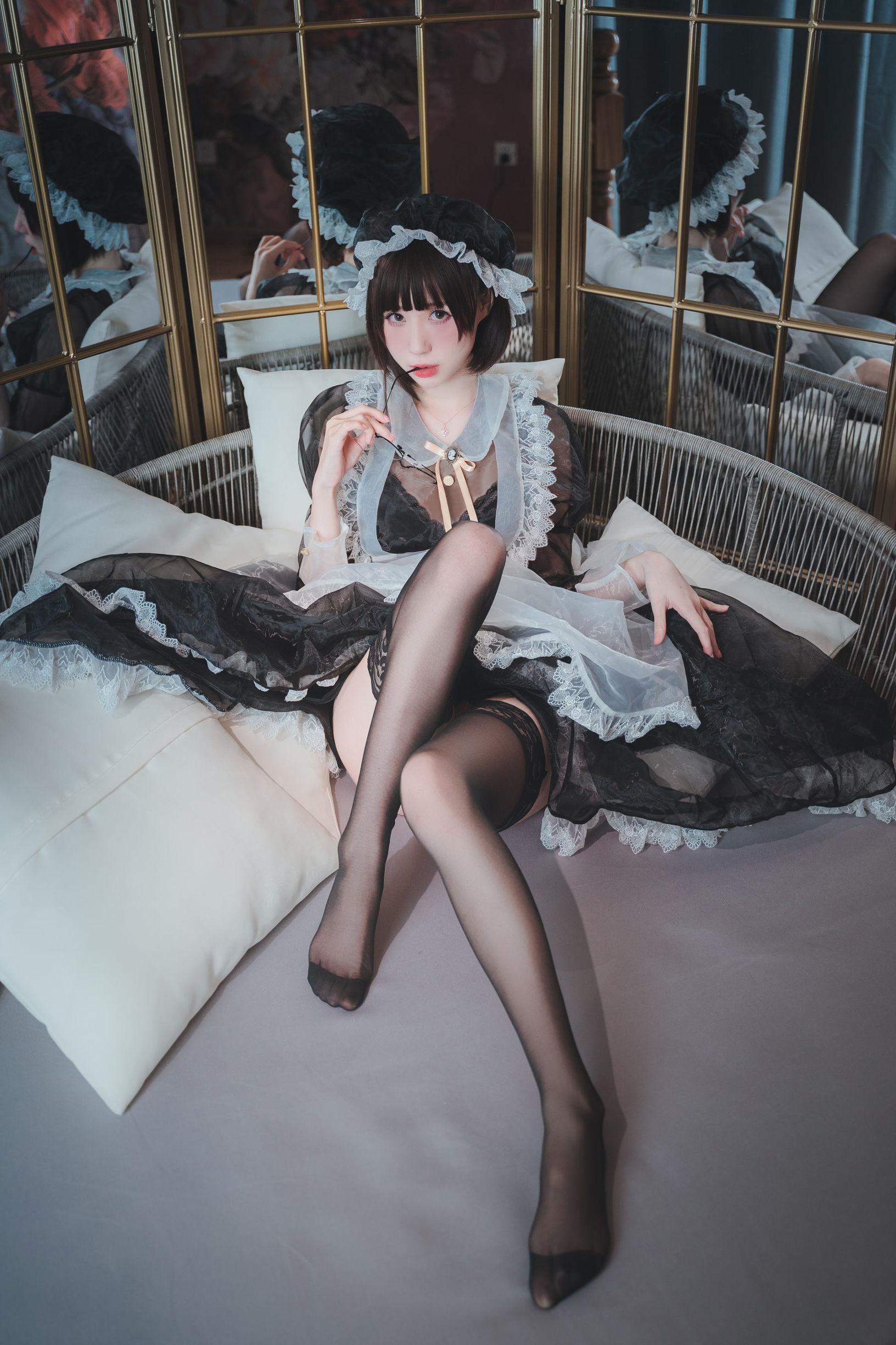Internet Celebrity Cosplayer] Saionji Nangge - Transparent Maid