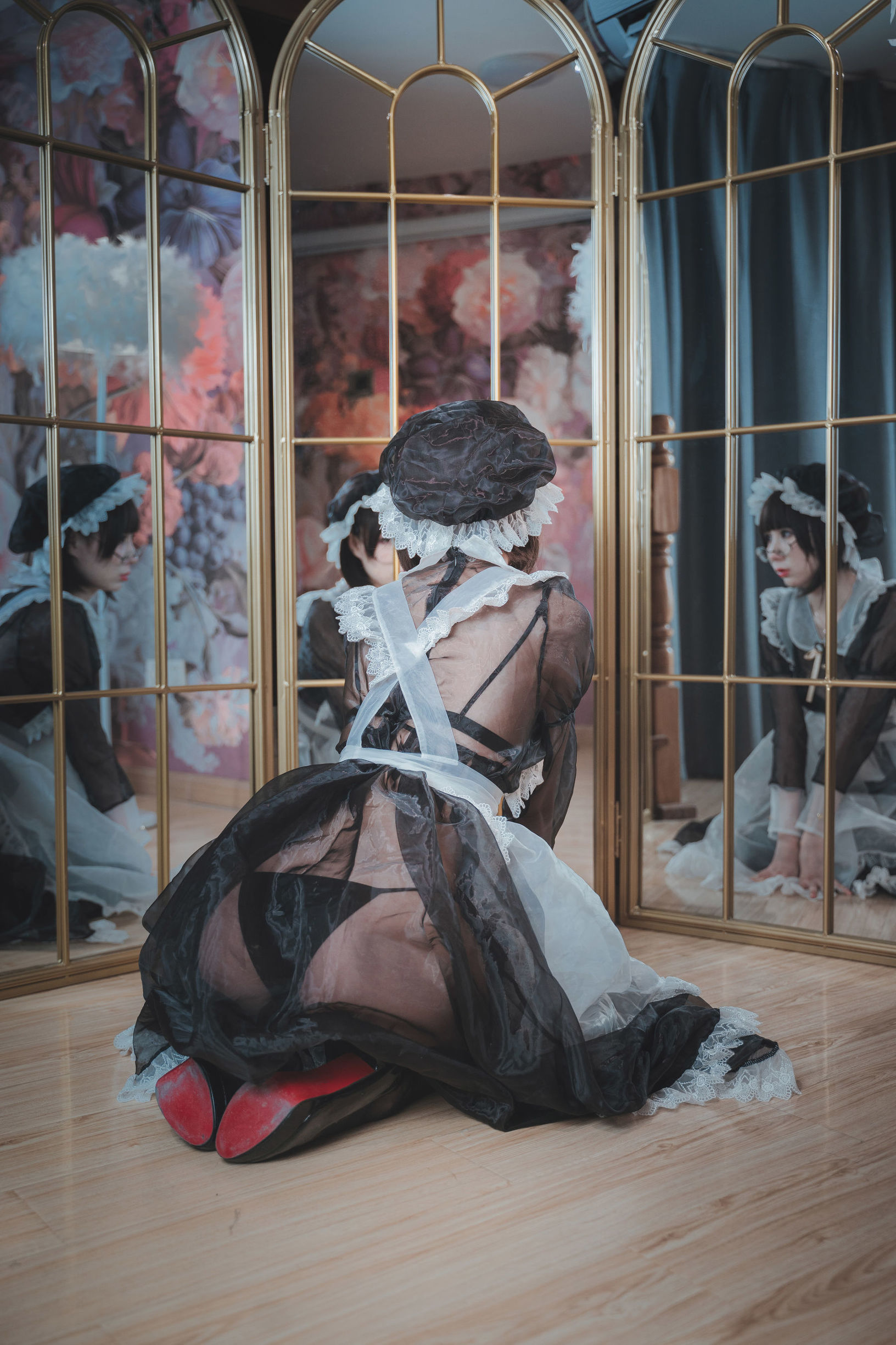 Internet Celebrity Cosplayer] Saionji Nangge - Transparent Maid