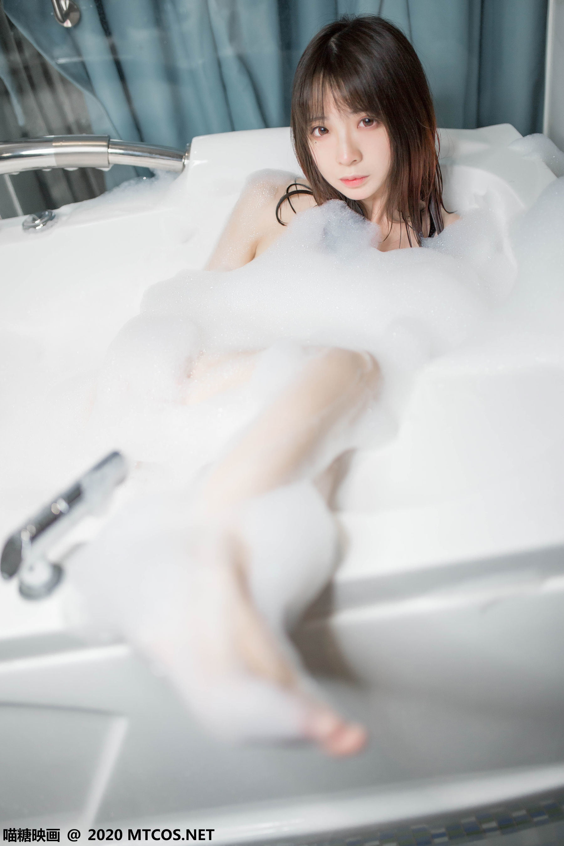 Meow Sugar Film] Vol. 323: Bathtub Bubbles