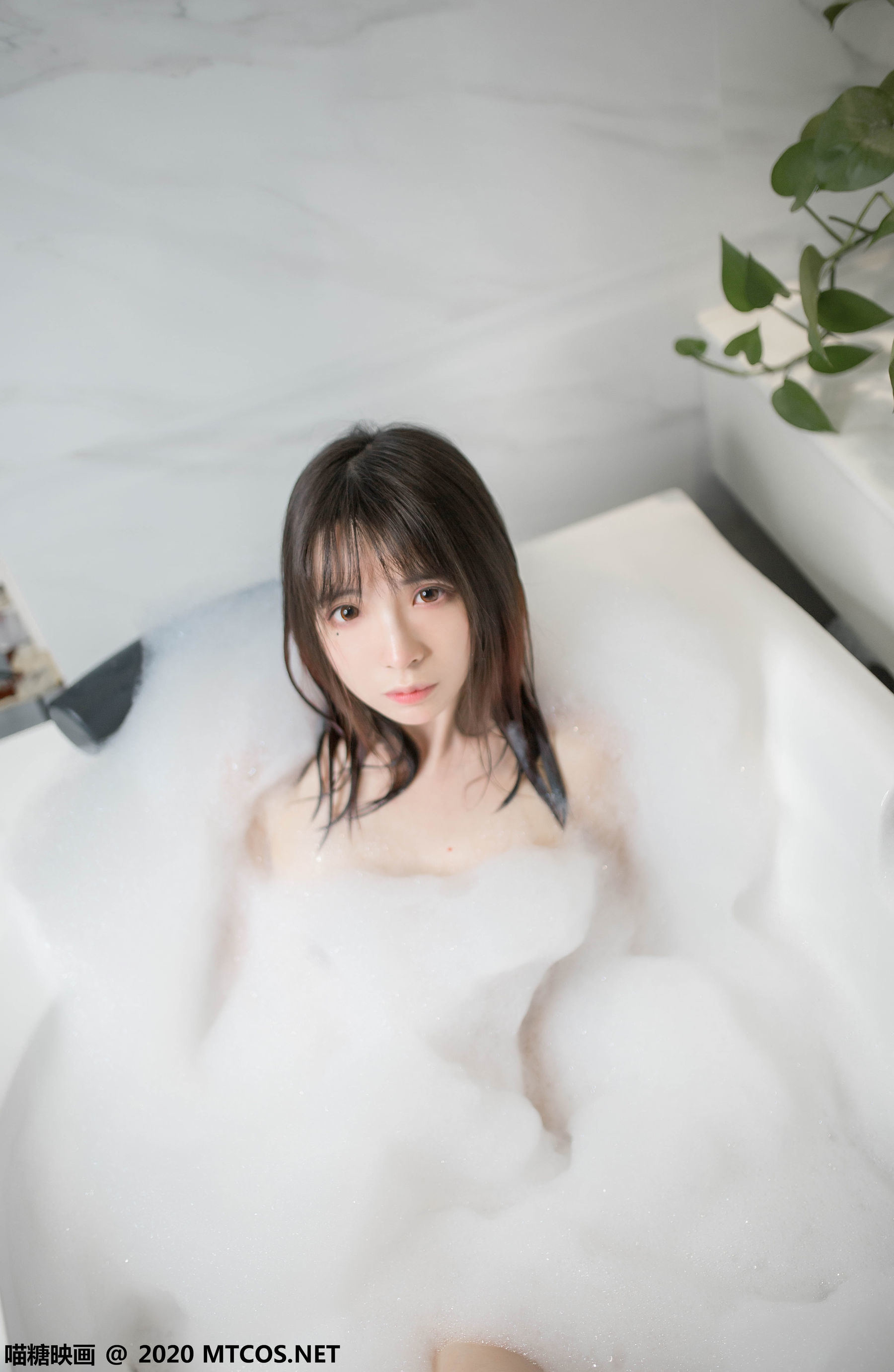 Meow Sugar Film] Vol. 323: Bathtub Bubbles