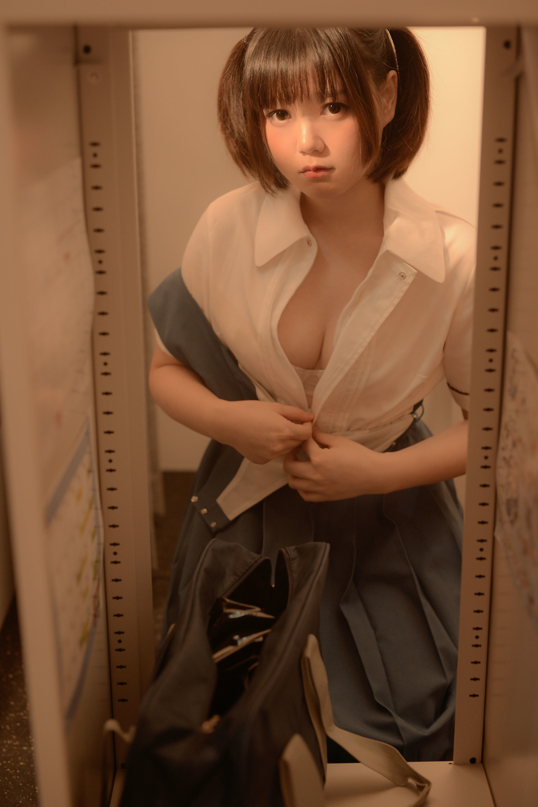 Cosplay] 京肉肉 Vol.18 乳膠緊身衣女孩 乳膠