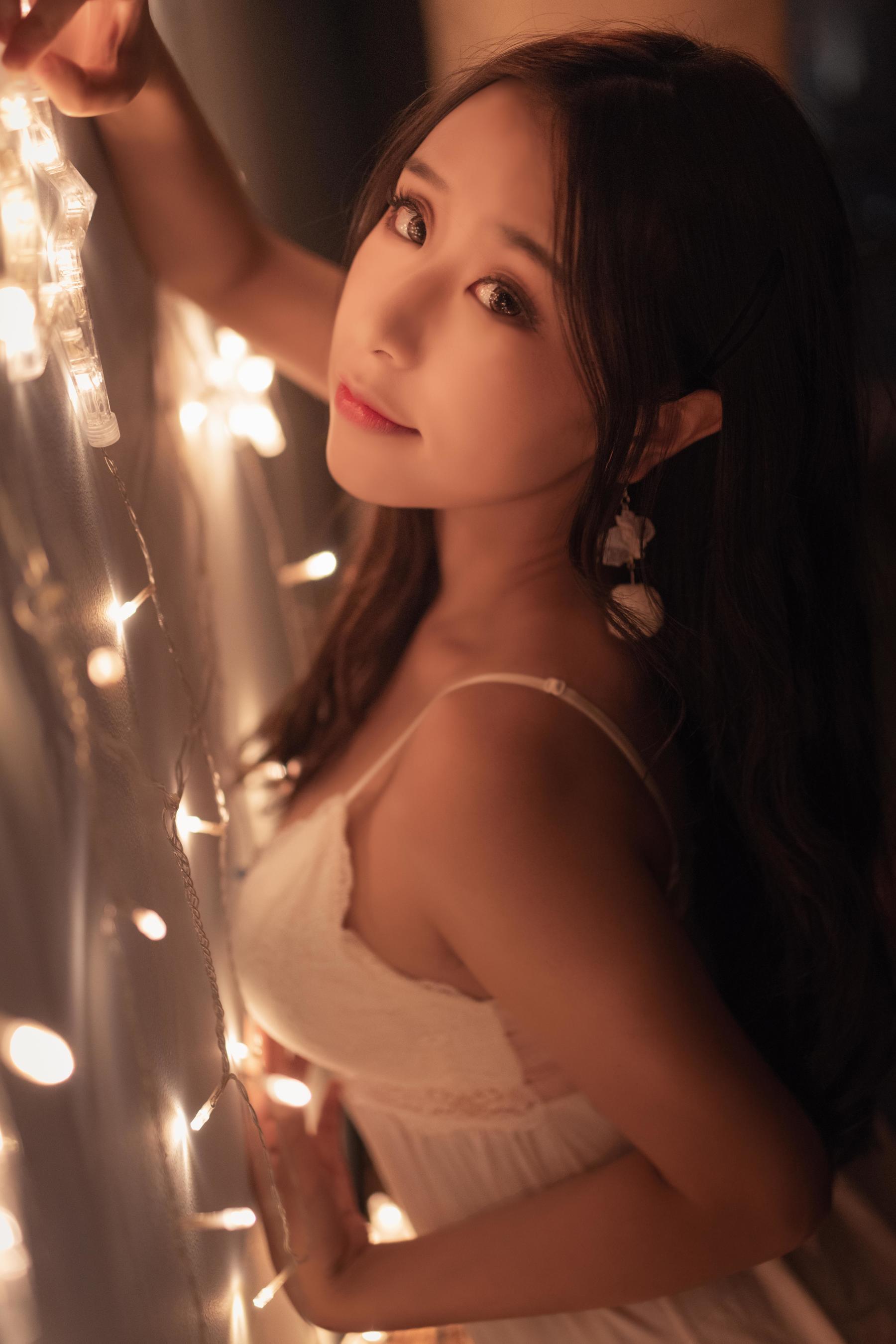 Cosplay] 動漫博主穆零Mu0 - 燈下睡衣