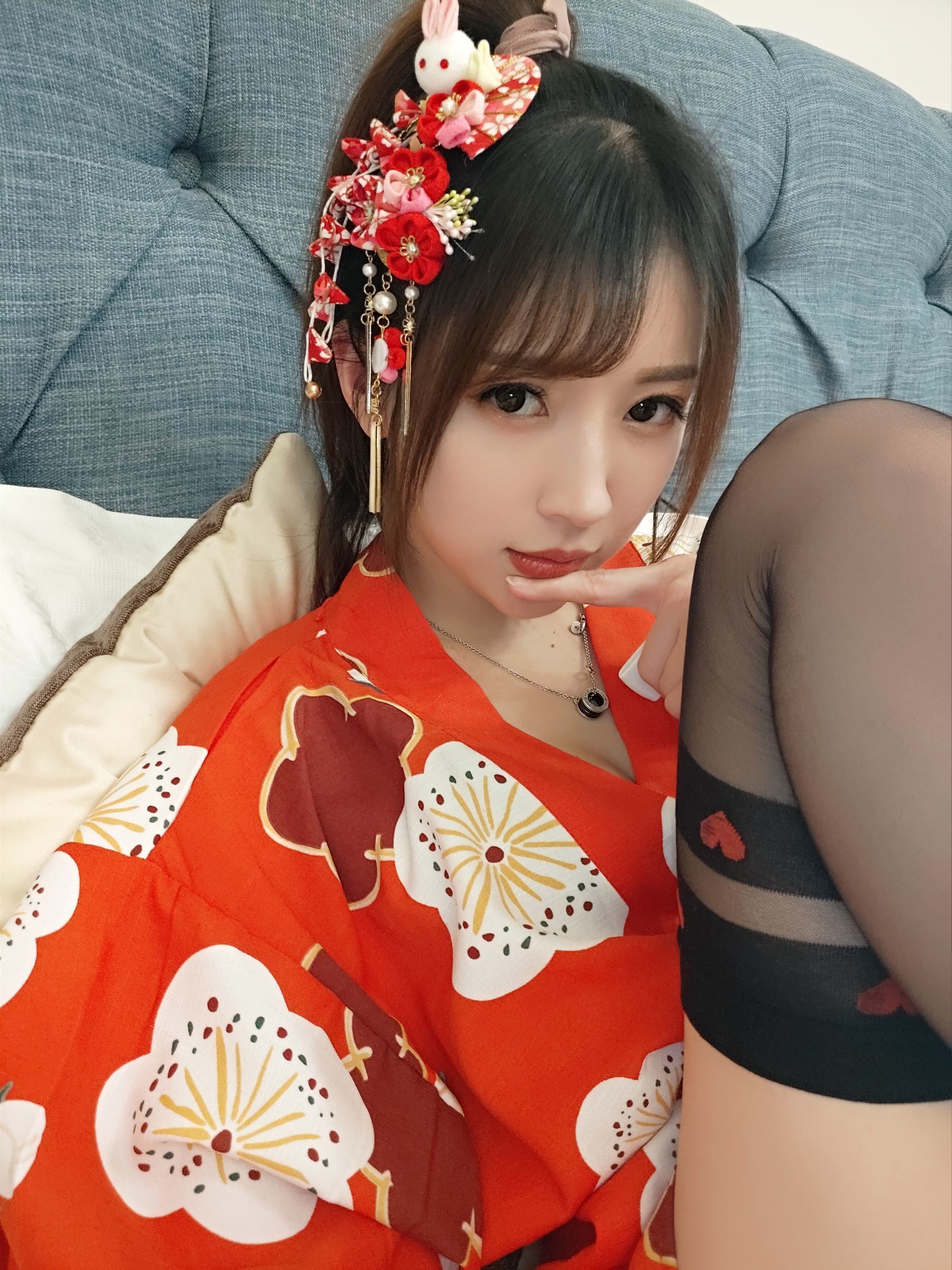 Cosplay] Đấu Ngư Chủ Bá Tiểu Nữ Phù Thủy Luna - Áo Kimono hình trái tim màu đen tất dài