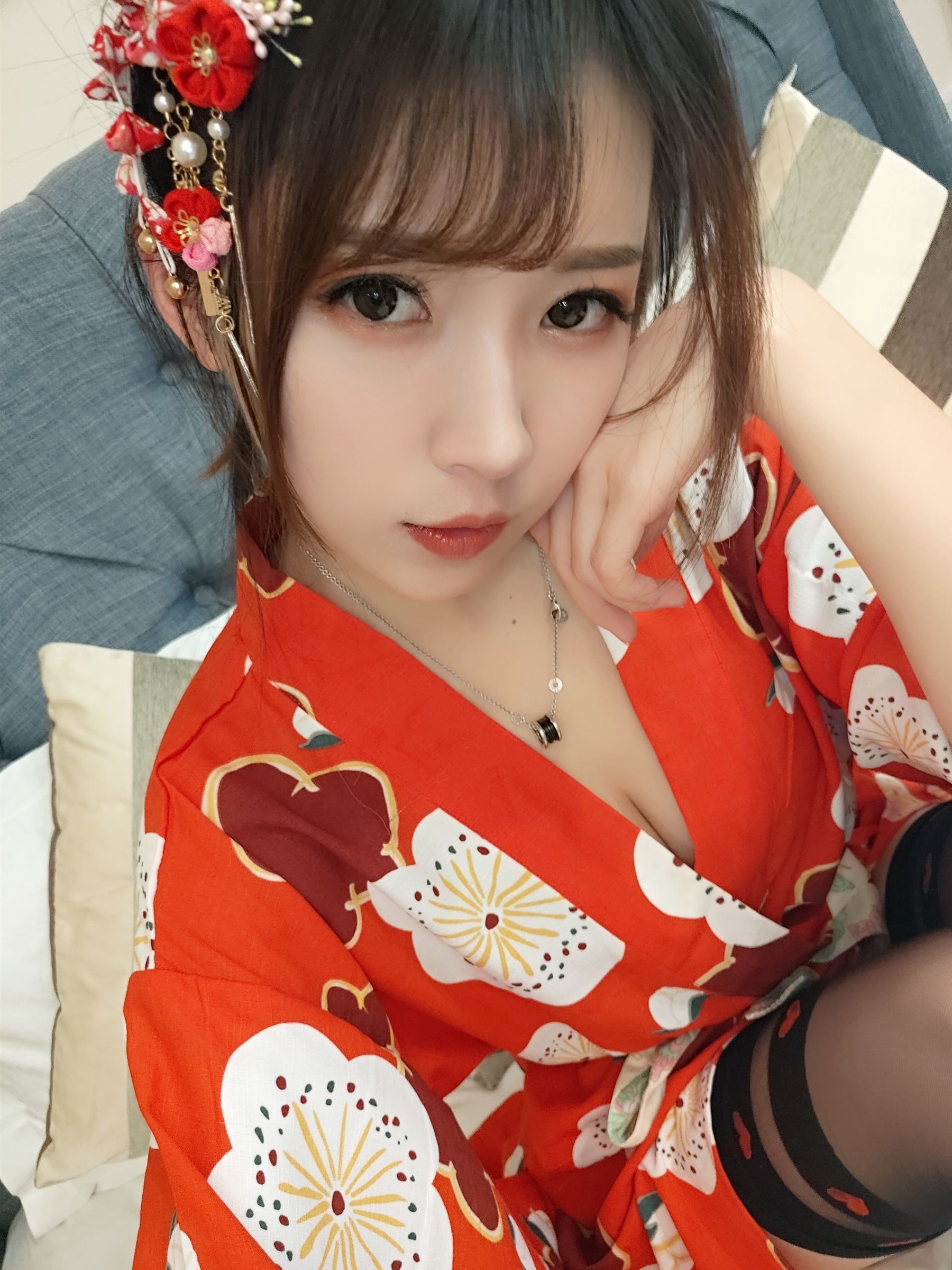 Cosplay] Đấu Ngư Chủ Bá Tiểu Nữ Phù Thủy Luna - Áo Kimono hình trái tim màu đen tất dài
