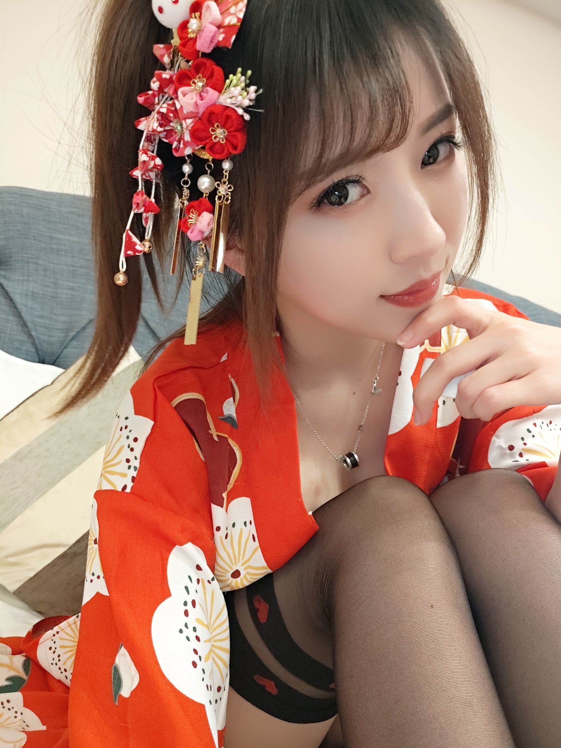Cosplay] Đấu Ngư Chủ Bá Tiểu Nữ Phù Thủy Luna - Áo Kimono hình trái tim màu đen tất dài