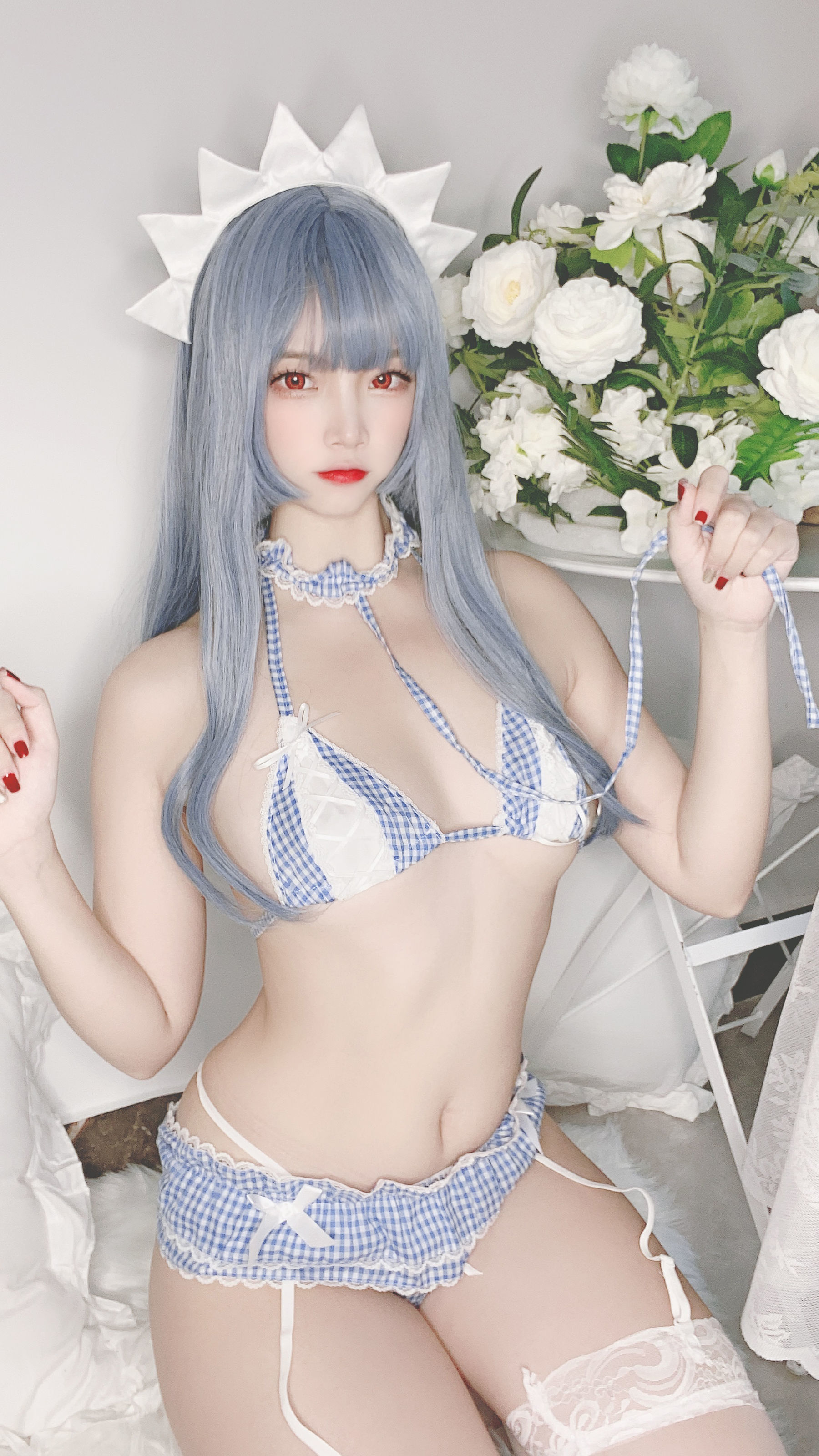 Cosplay] 人気のコスプレイヤー 二佐ニサ - ブルー格子ビキニメイド