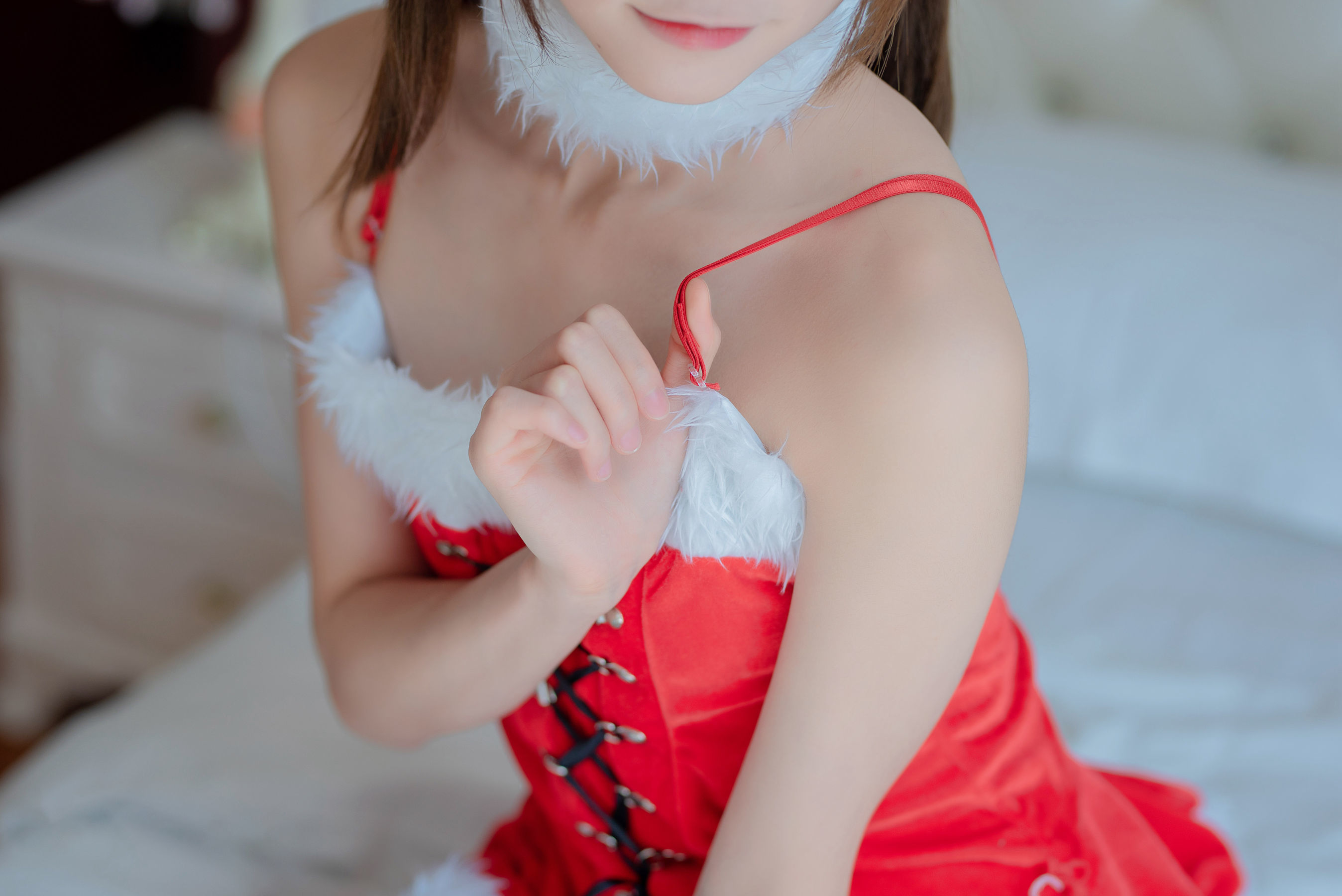 Cosplay] Anime Blogger Kitaro_绮太郎 - Christmas Cute Girl