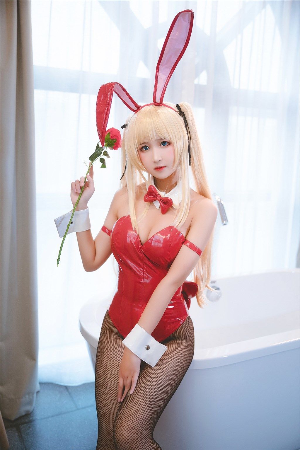 Cosplay] 微博妹子三度_69 - 黑絲兔女郎