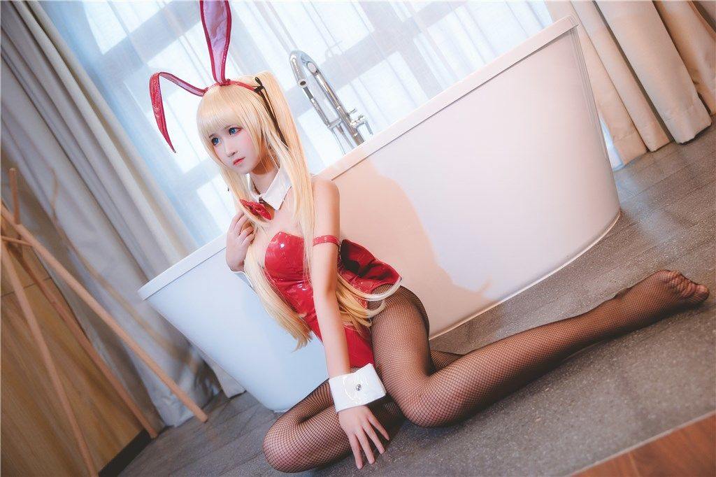 Cosplay] Weibo Meizi Tam Độ_69 - Cô gái thỏ mặc tất đen