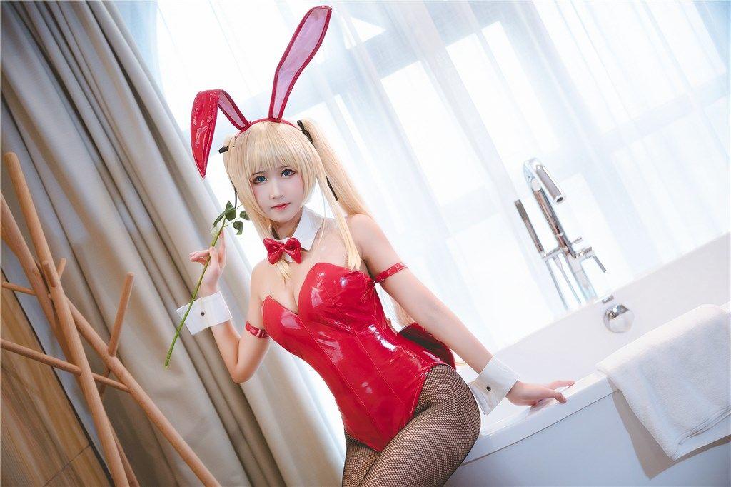 Cosplay] Weibo Meizi Tam Độ_69 - Cô gái thỏ mặc tất đen