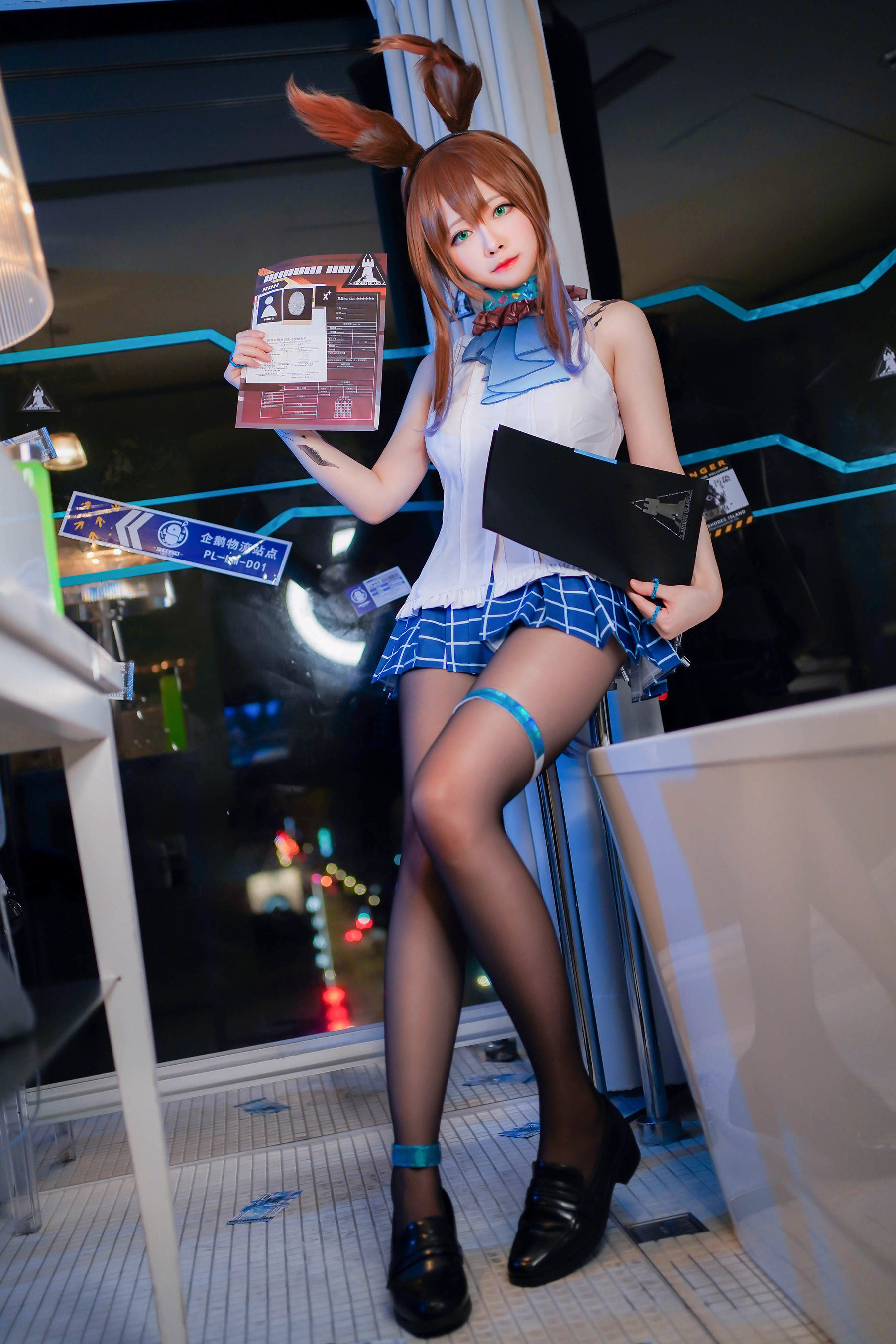 Cosplay] Cô gái COS Arty Ya Ti - Nữ thỏ đen lụa