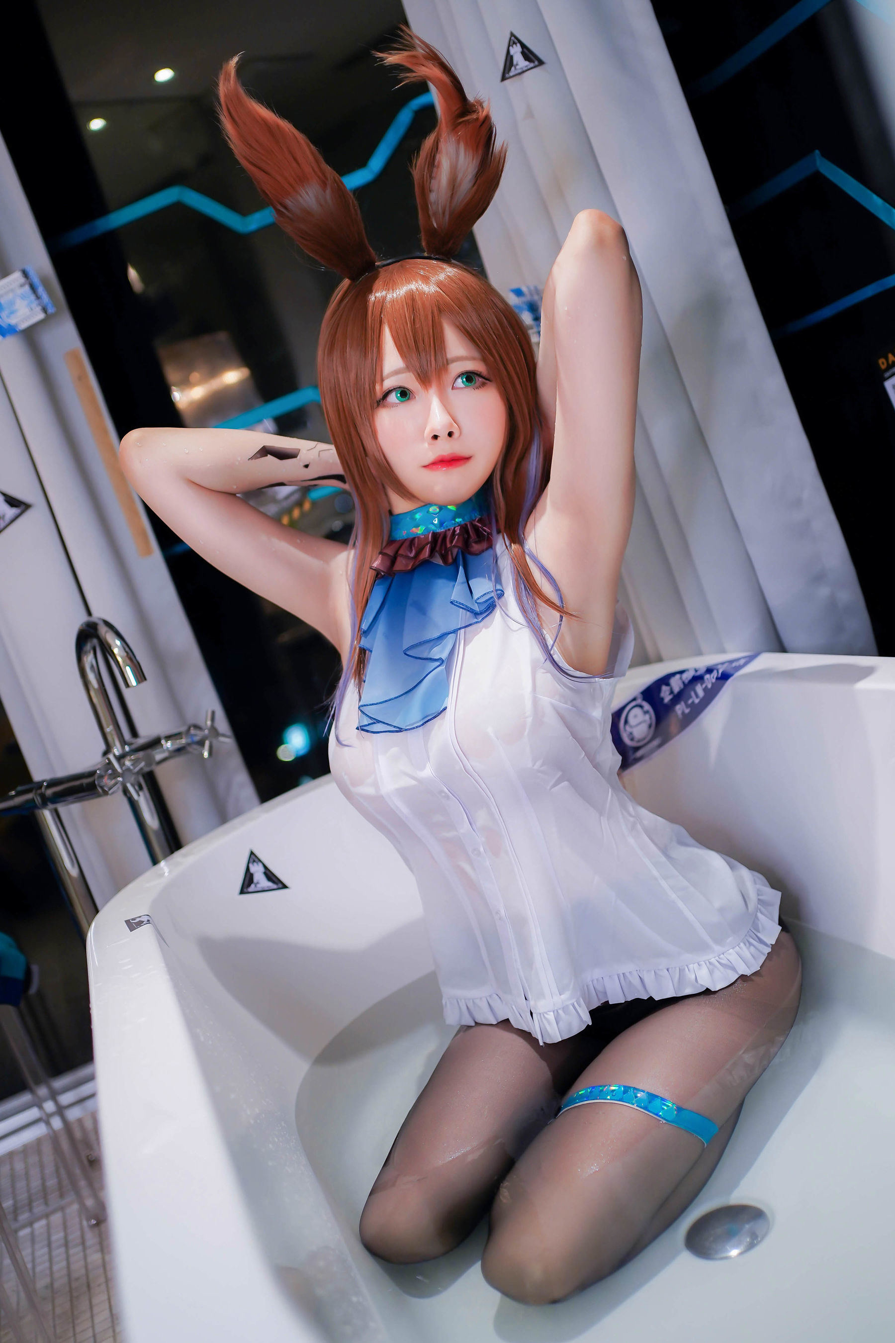 Cosplay] Cô gái COS Arty Ya Ti - Nữ thỏ đen lụa