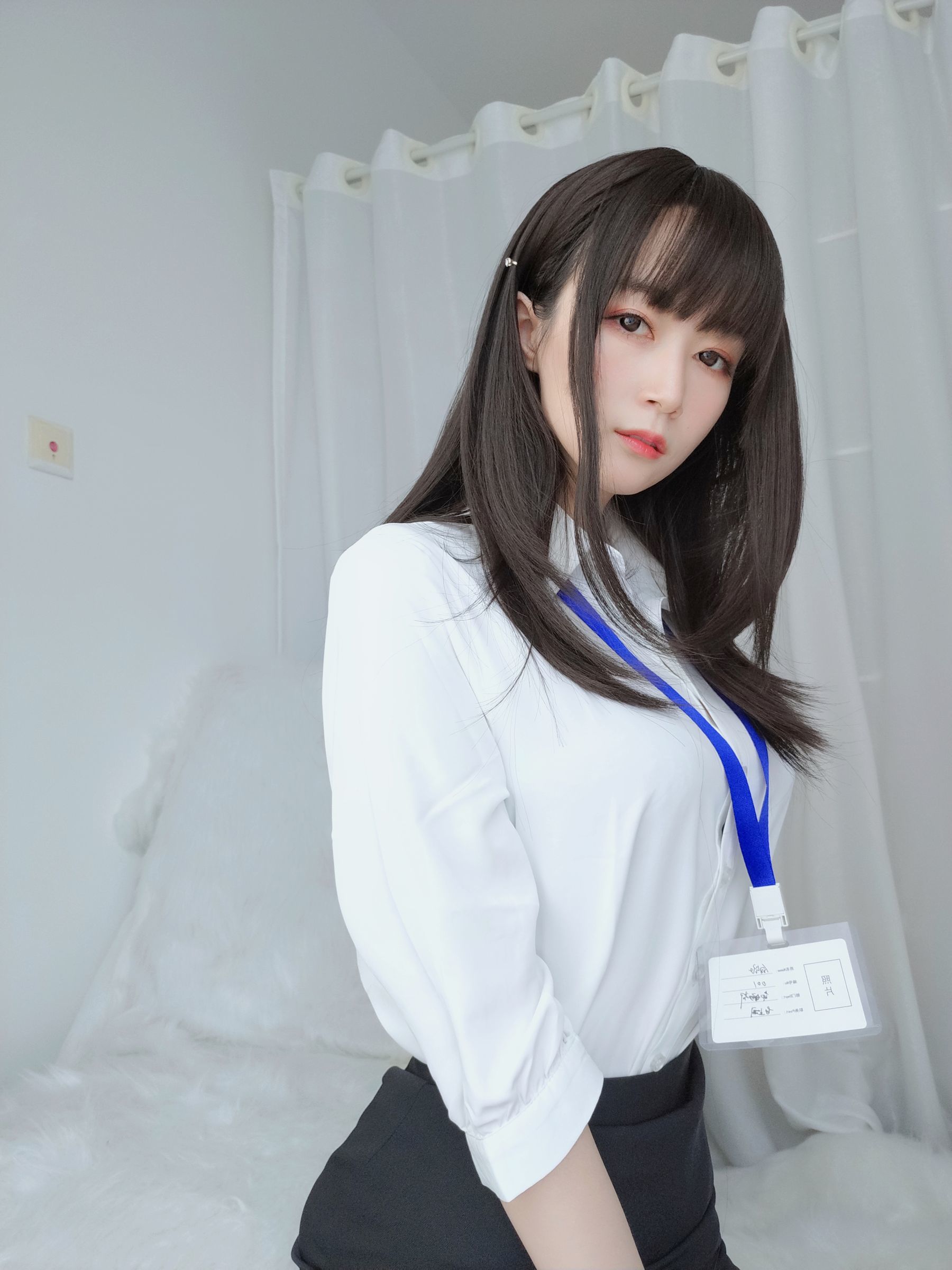 Cosplay] Coser Xiaojie Baiyin - Đồng phục