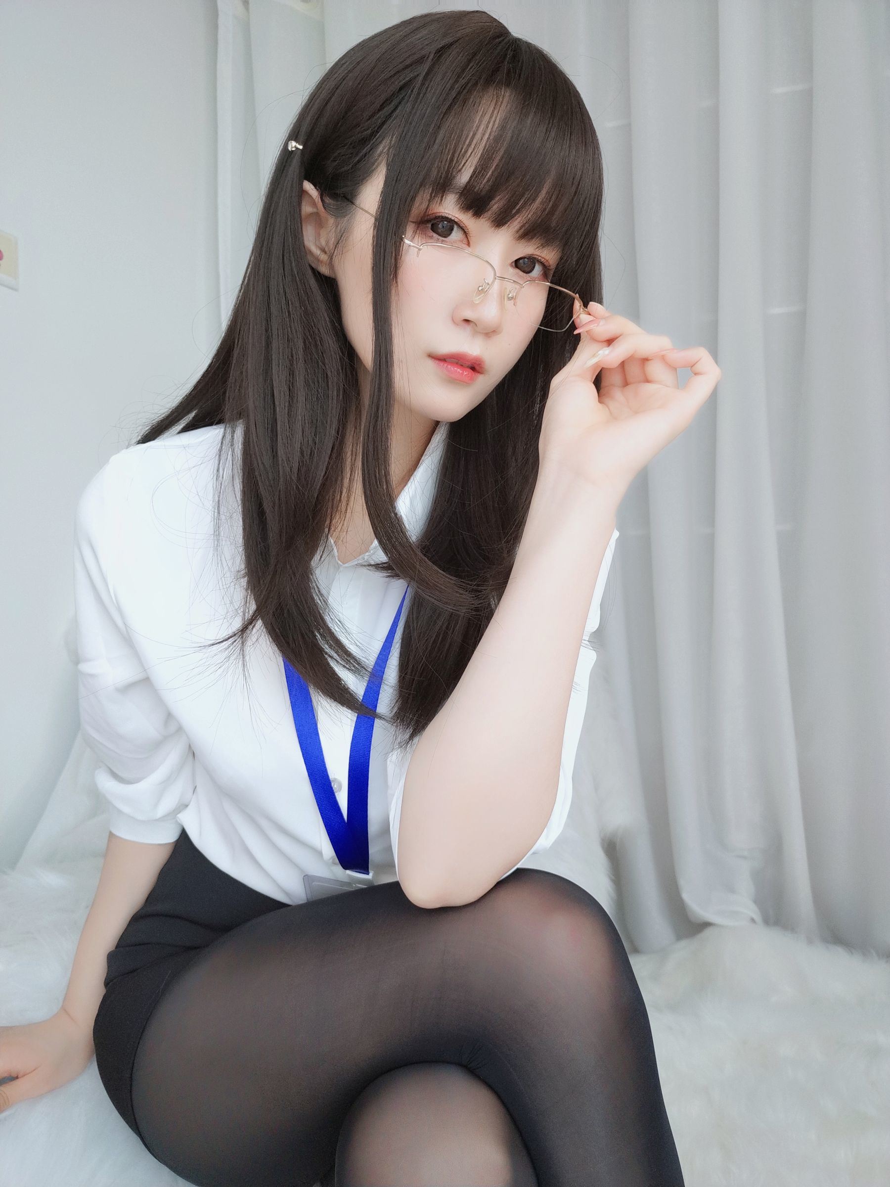 Cosplay] Coser Xiaojie Baiyin - Đồng phục