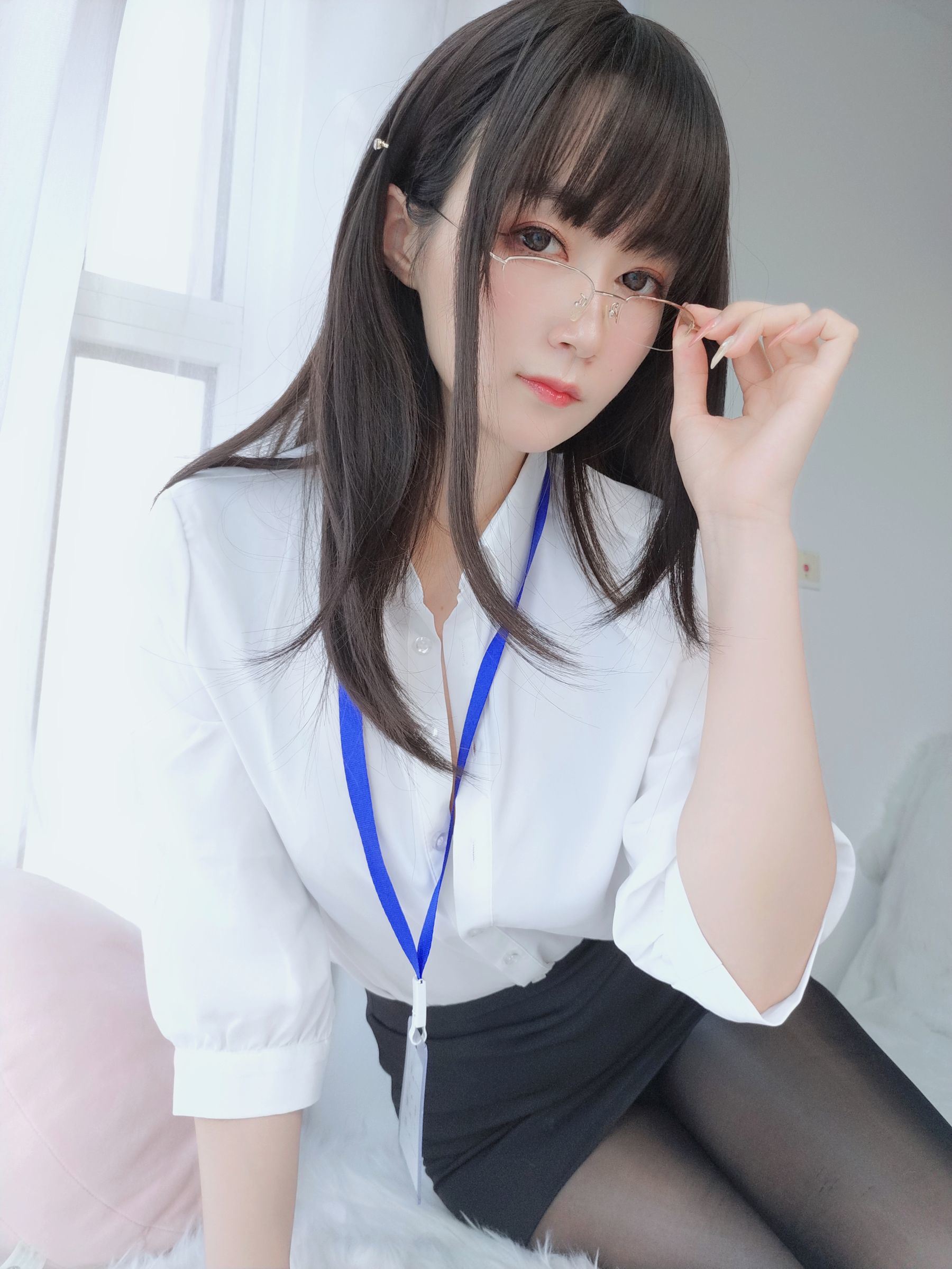 Cosplay] Coser Xiaojie Baiyin - Đồng phục