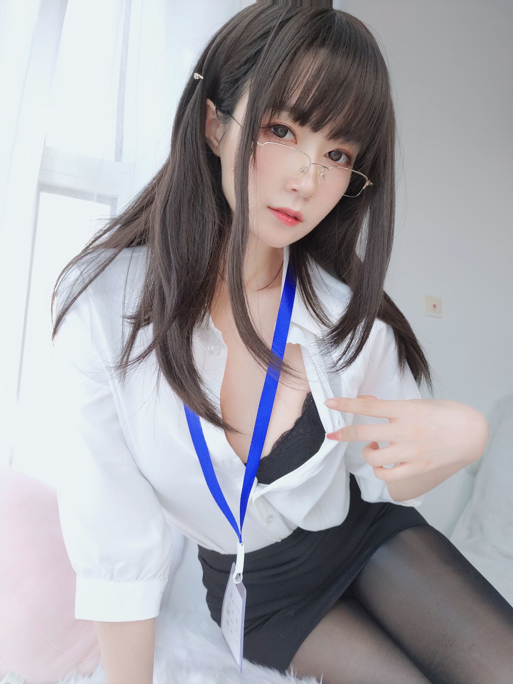 Cosplay] Coser Xiaojie Baiyin - Đồng phục