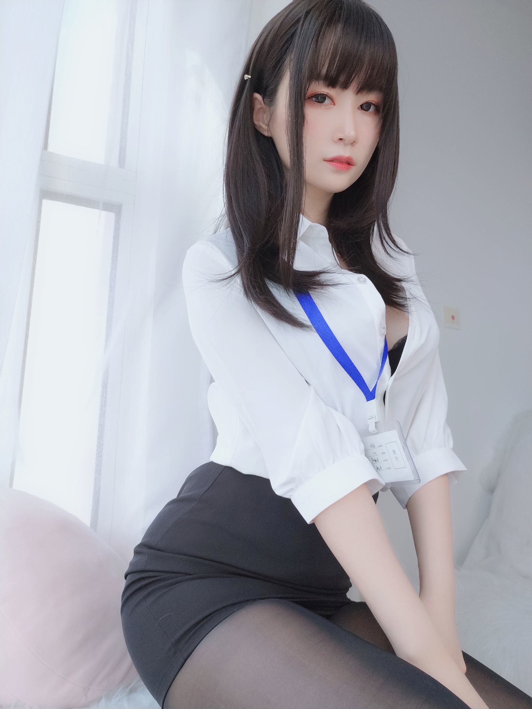 Cosplay] Coser Xiaojie Baiyin - Đồng phục