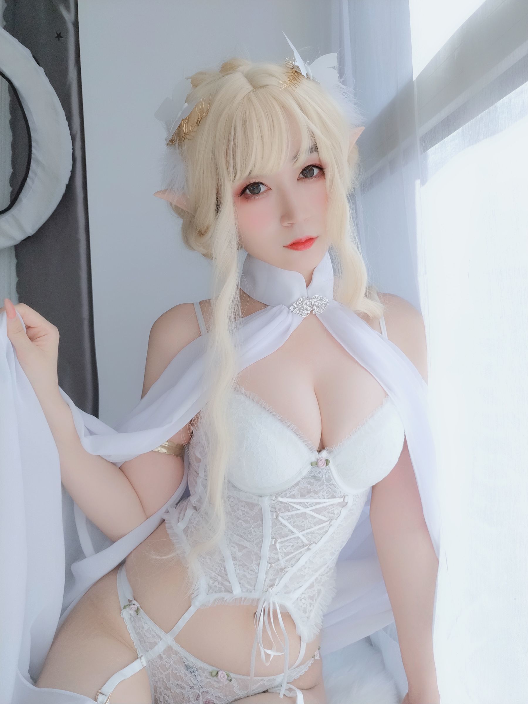 Cosplay] Coser Miss Silver - Xiao Bai Yang