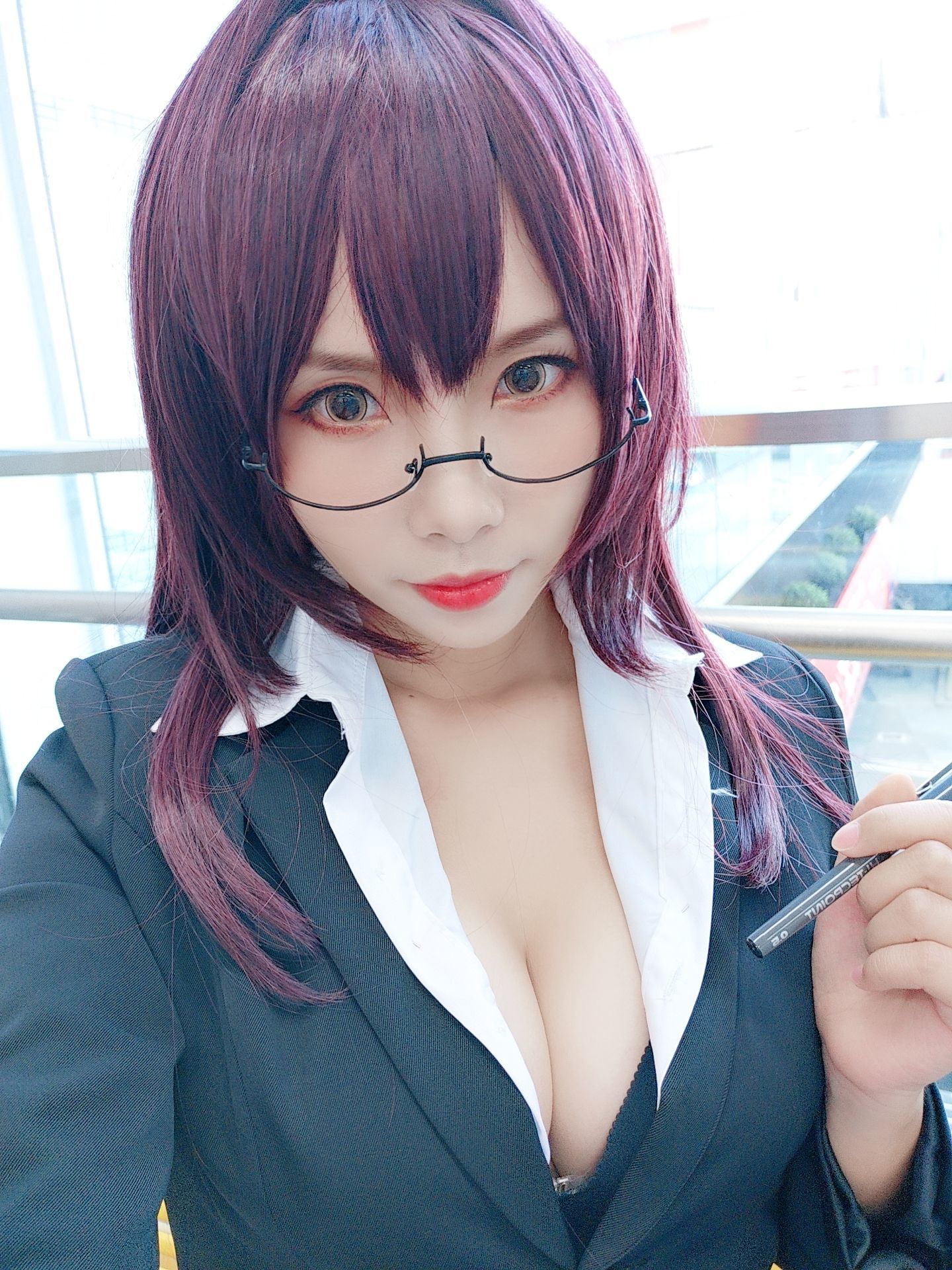 [Cosplay] Neko-vi-Scha chụp ảnh tự sướng.